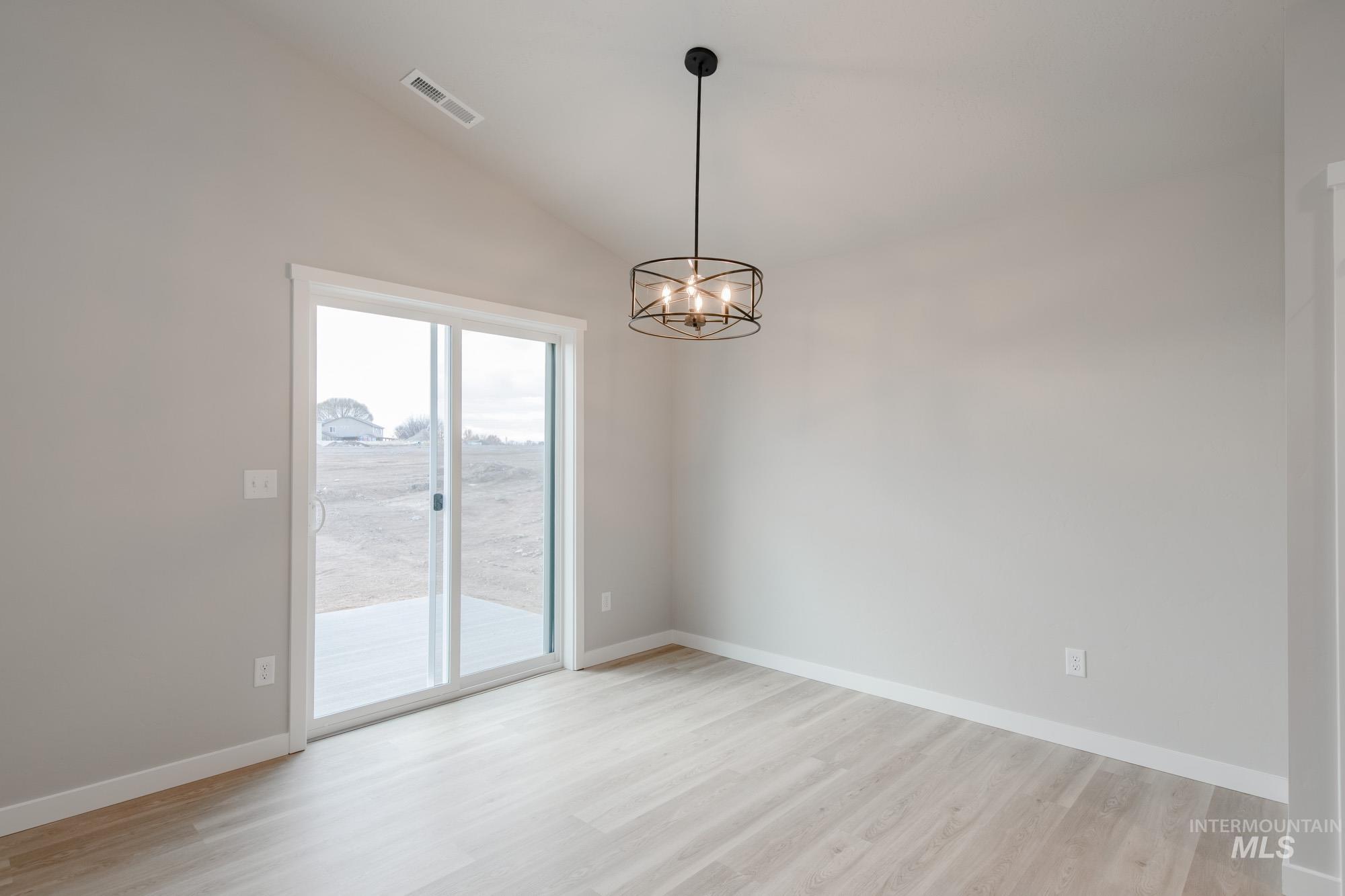 4124 Austin St Property Photo 11