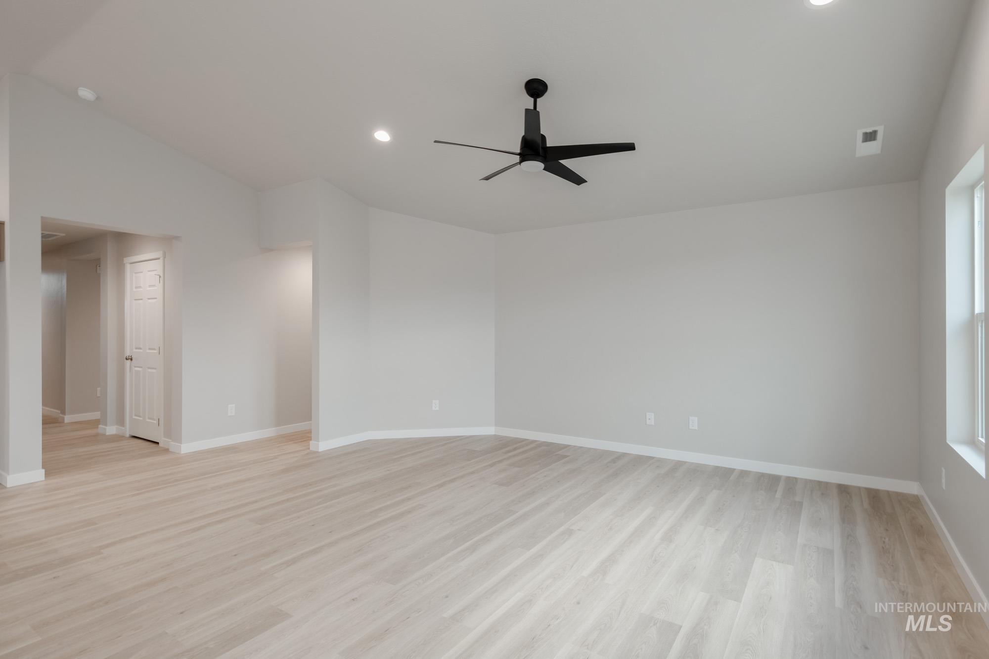 4124 Austin St Property Photo 12
