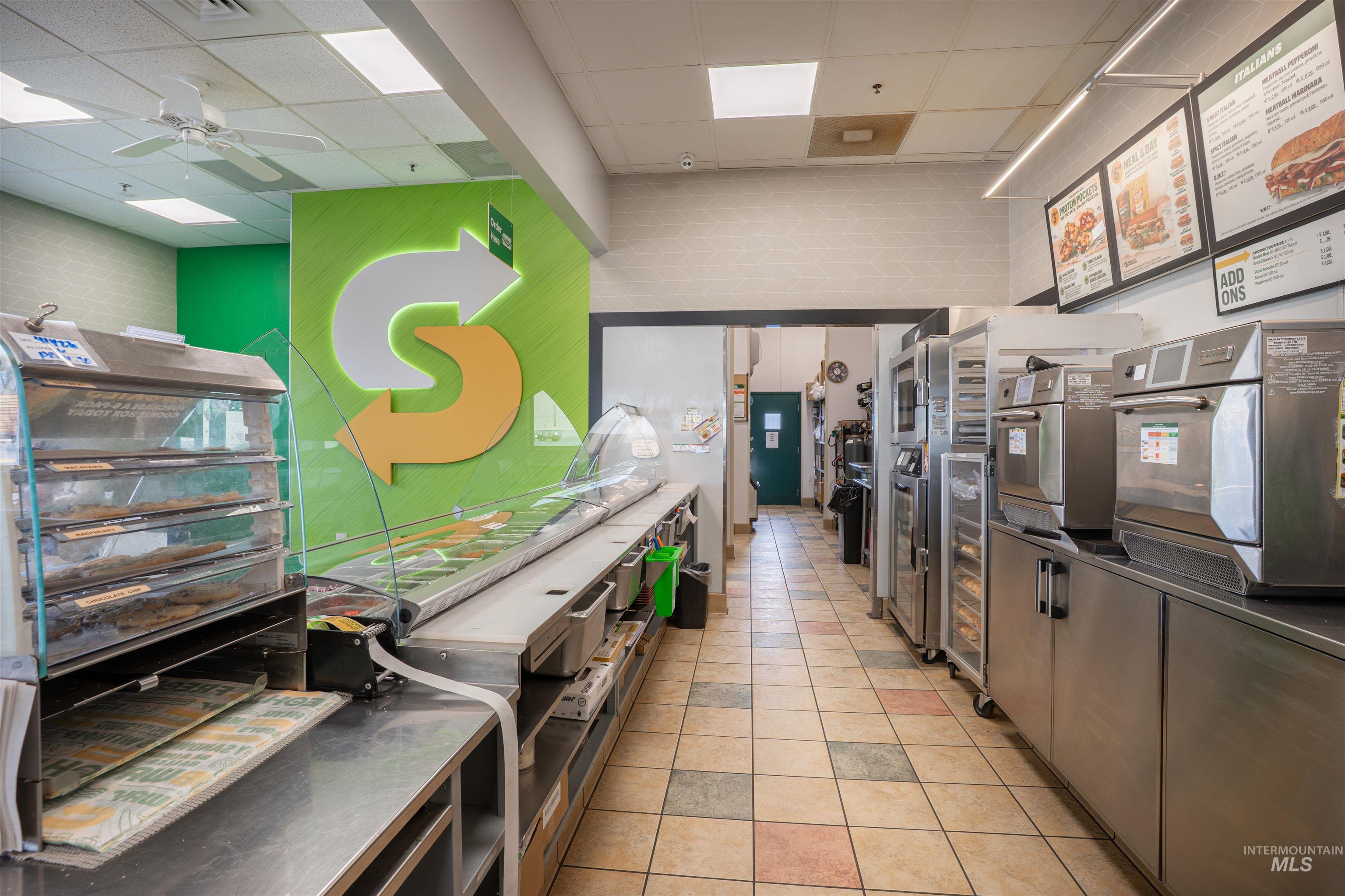 573 S Idaho St Property Photo 9