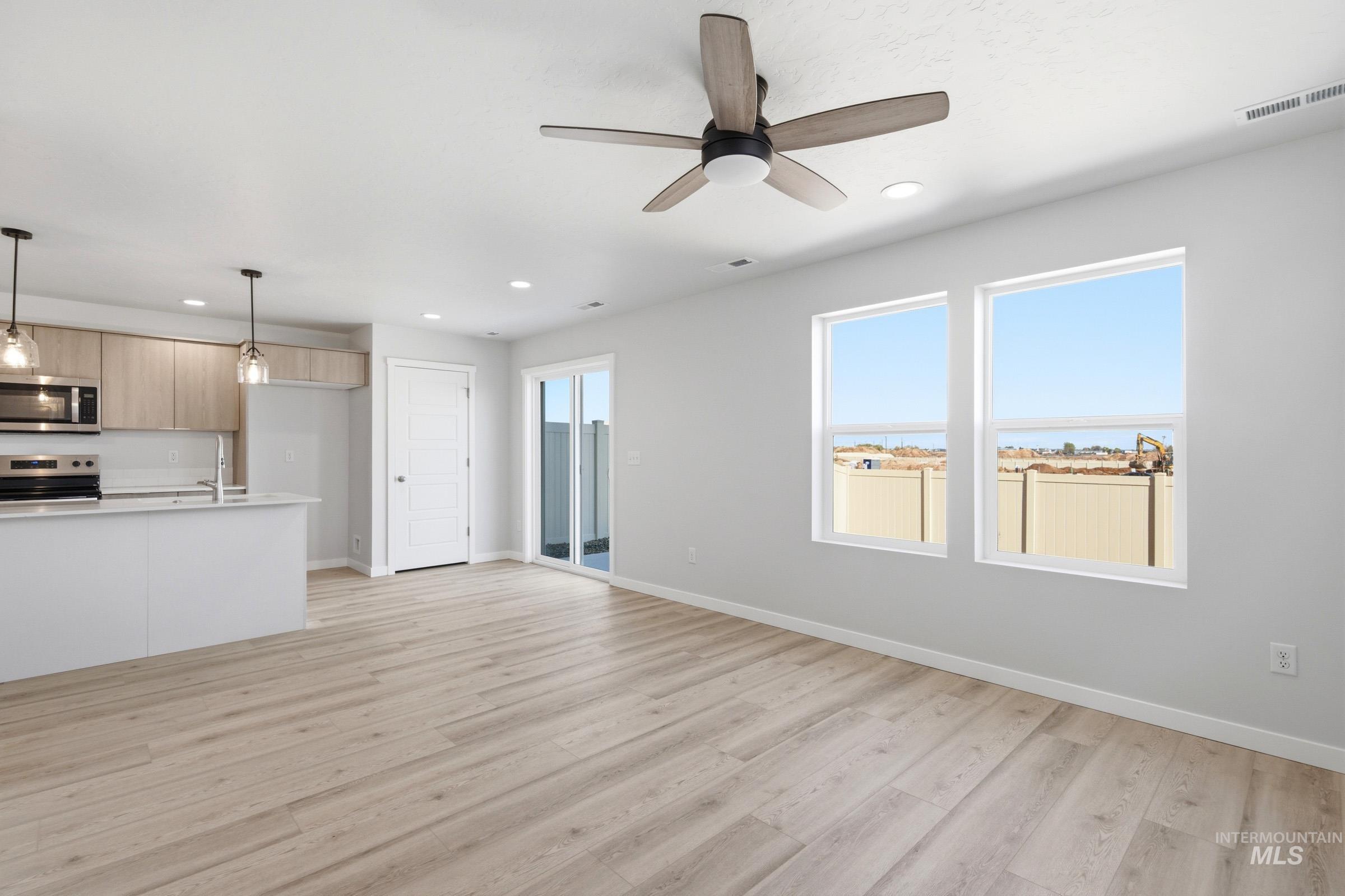 10794 Rutland St Property Photo 12
