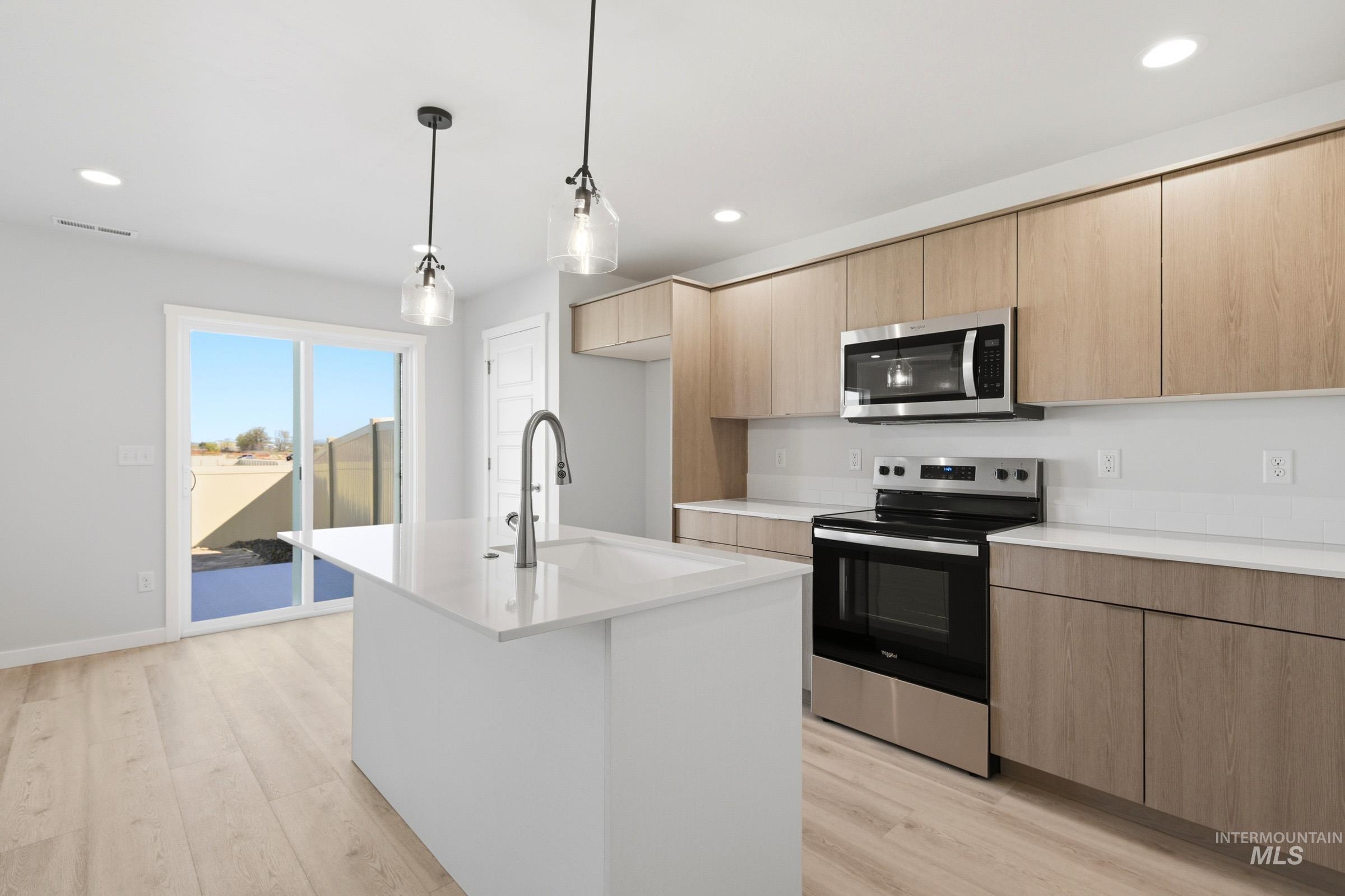 10800 Rutland St Property Photo 6