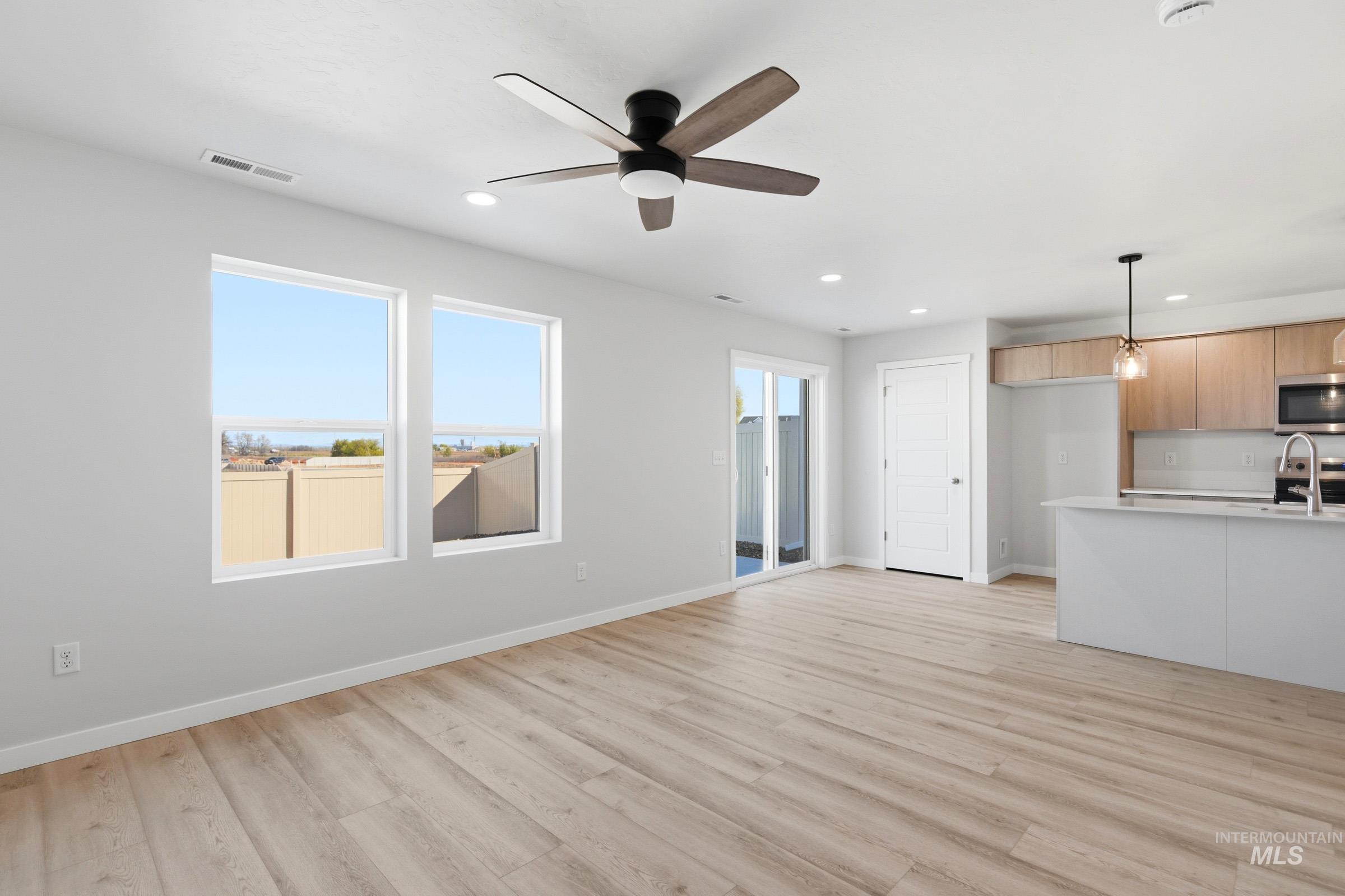 10800 Rutland St Property Photo 11