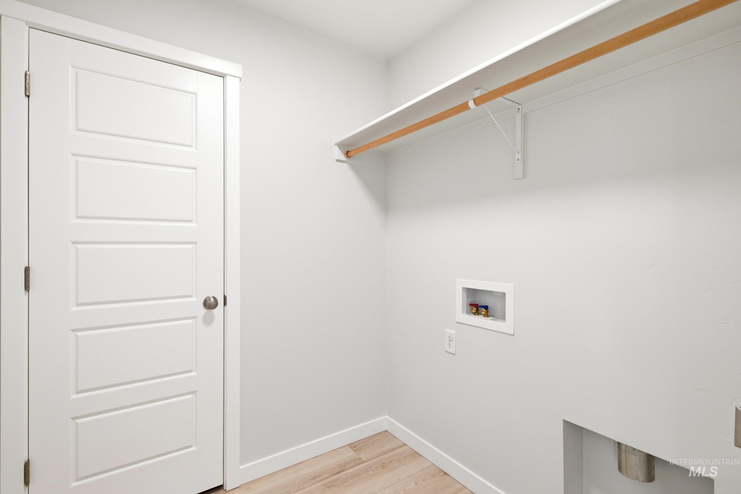 10806 Rutland St Property Photo 17