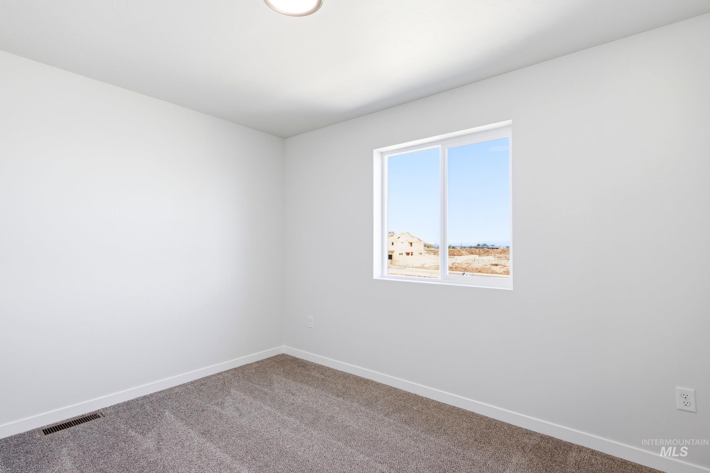 10812 Rutland St Property Photo 14