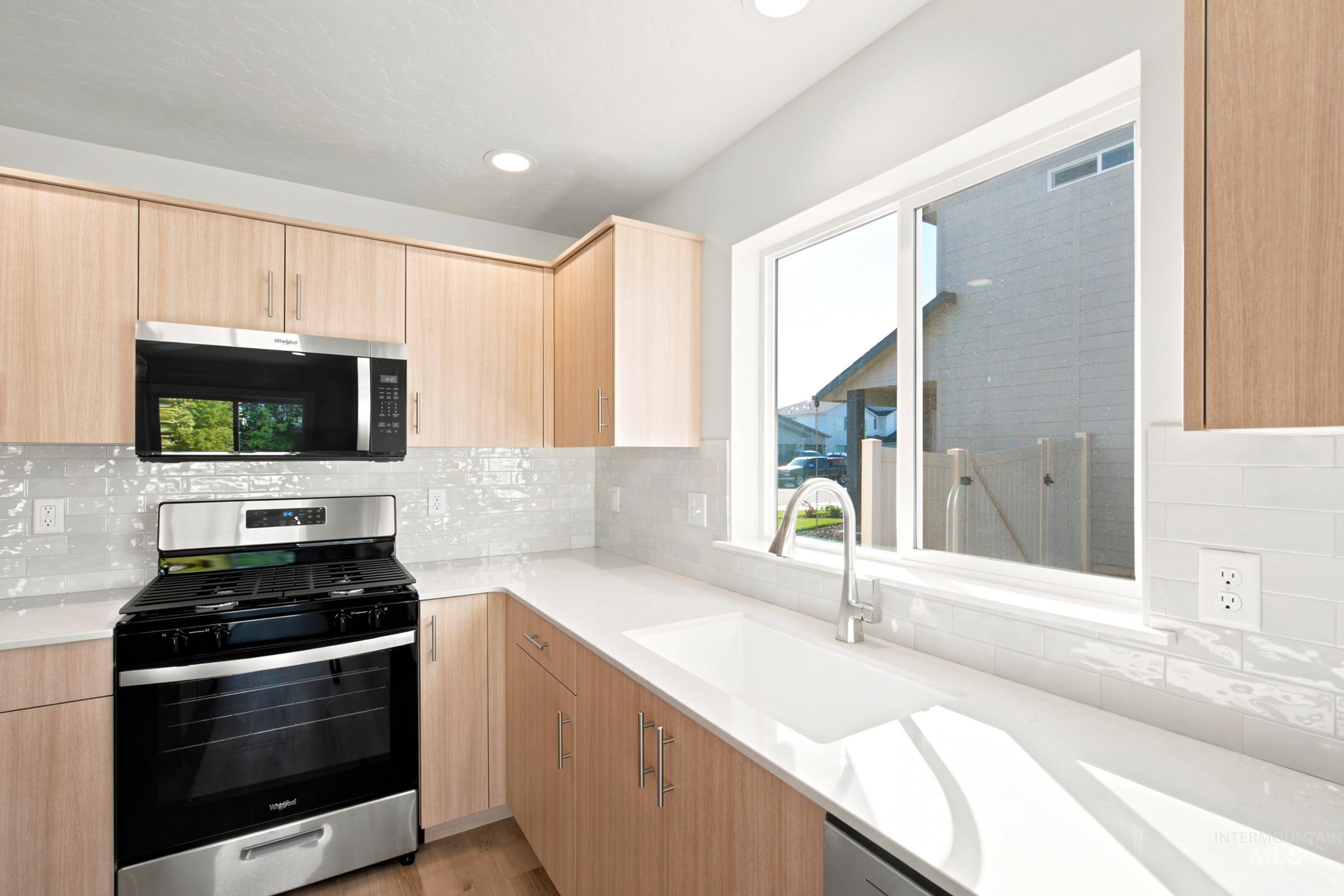 8405 S Tyrion Way Property Photo 4
