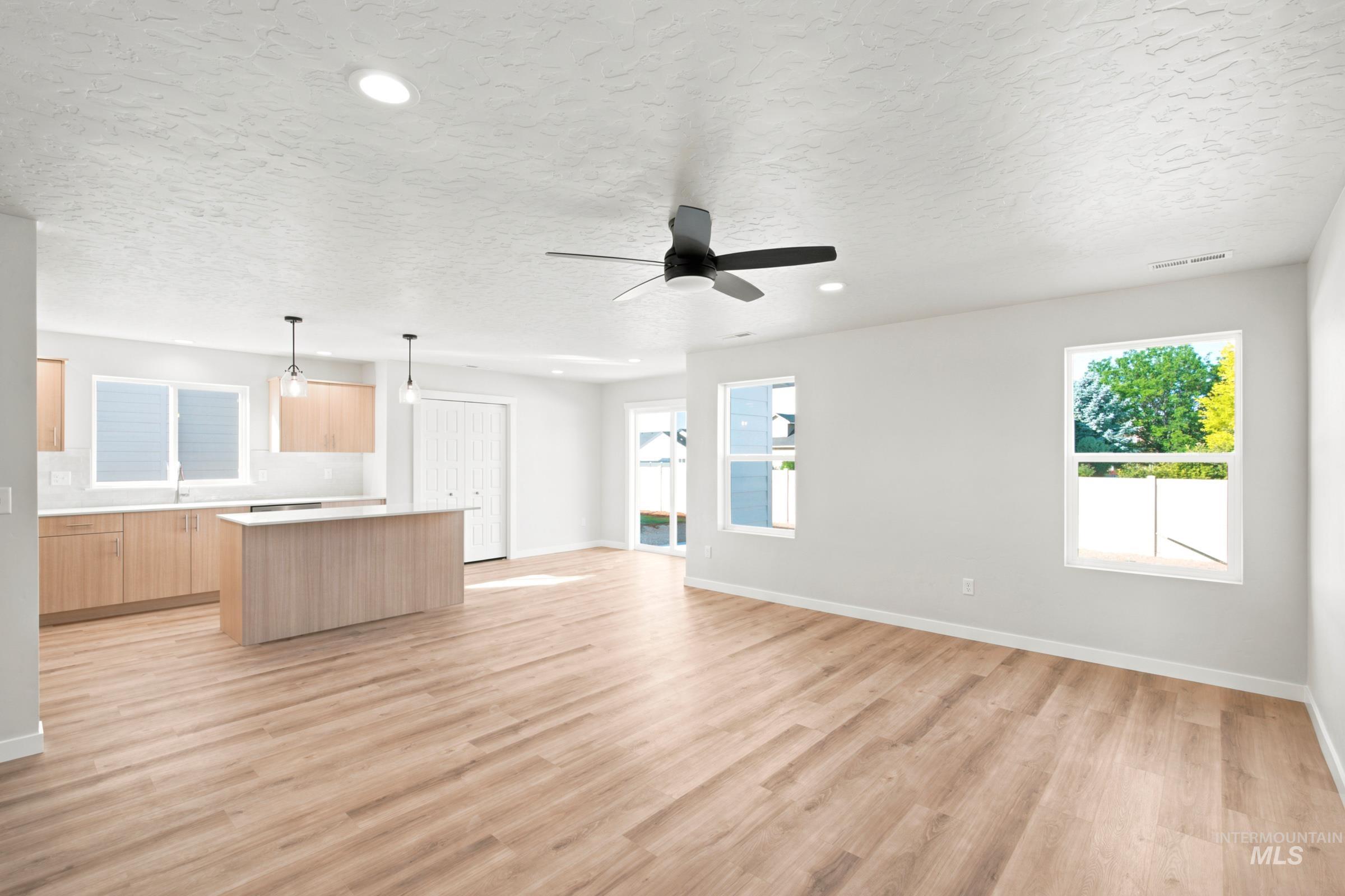 8405 S Tyrion Way Property Photo 10