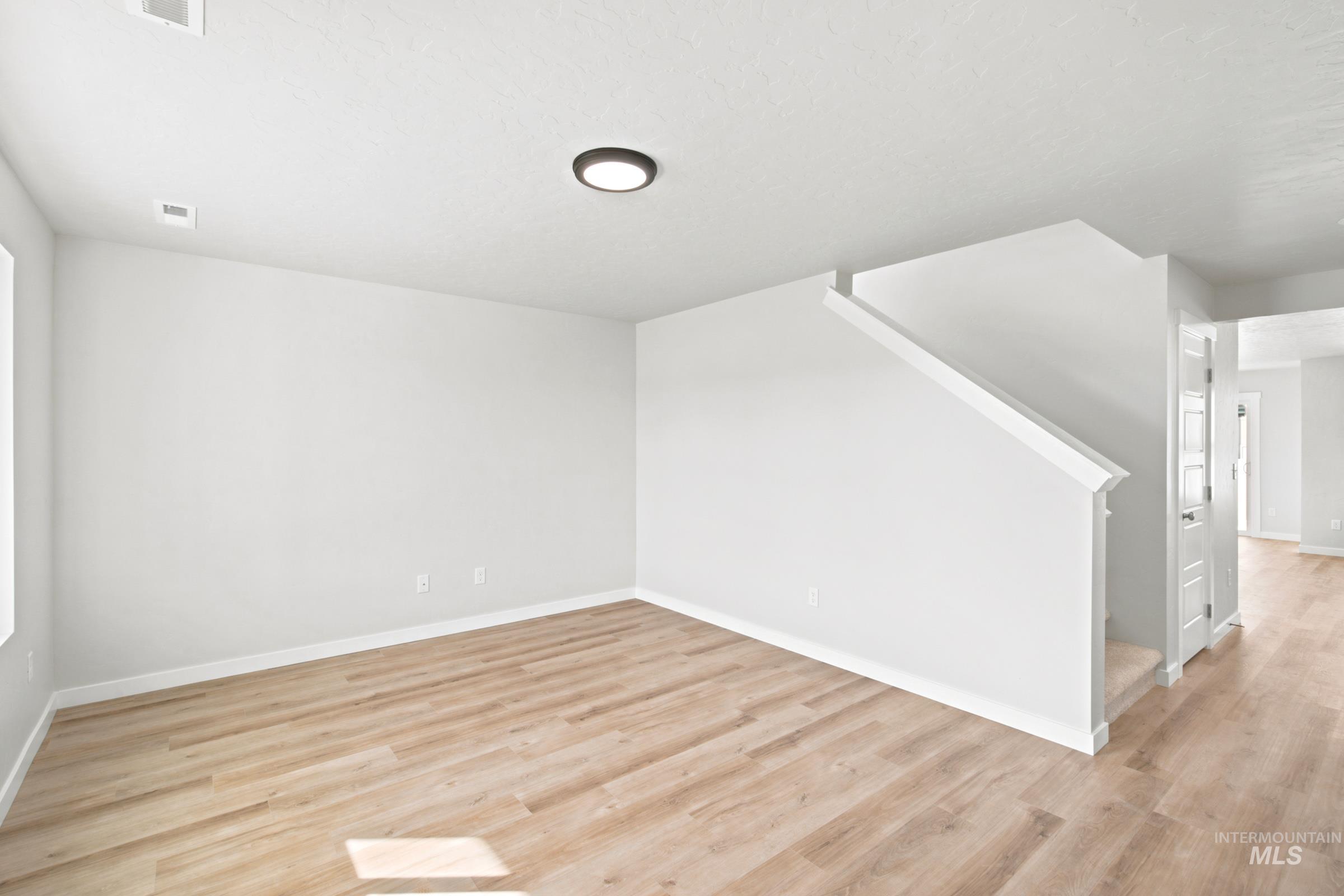 8405 S Tyrion Way Property Photo 14