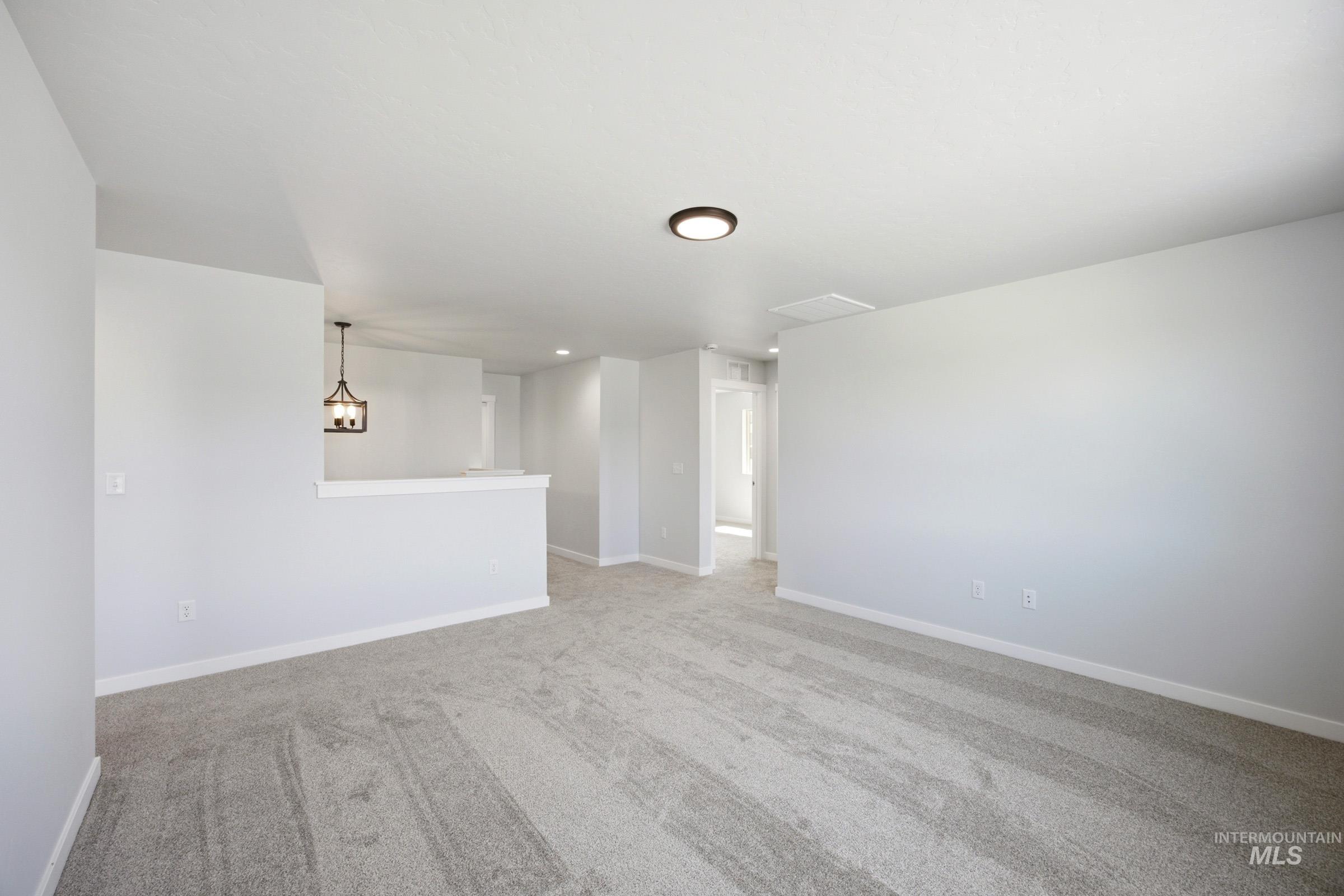 1266 W Pack River Dr Property Photo 13