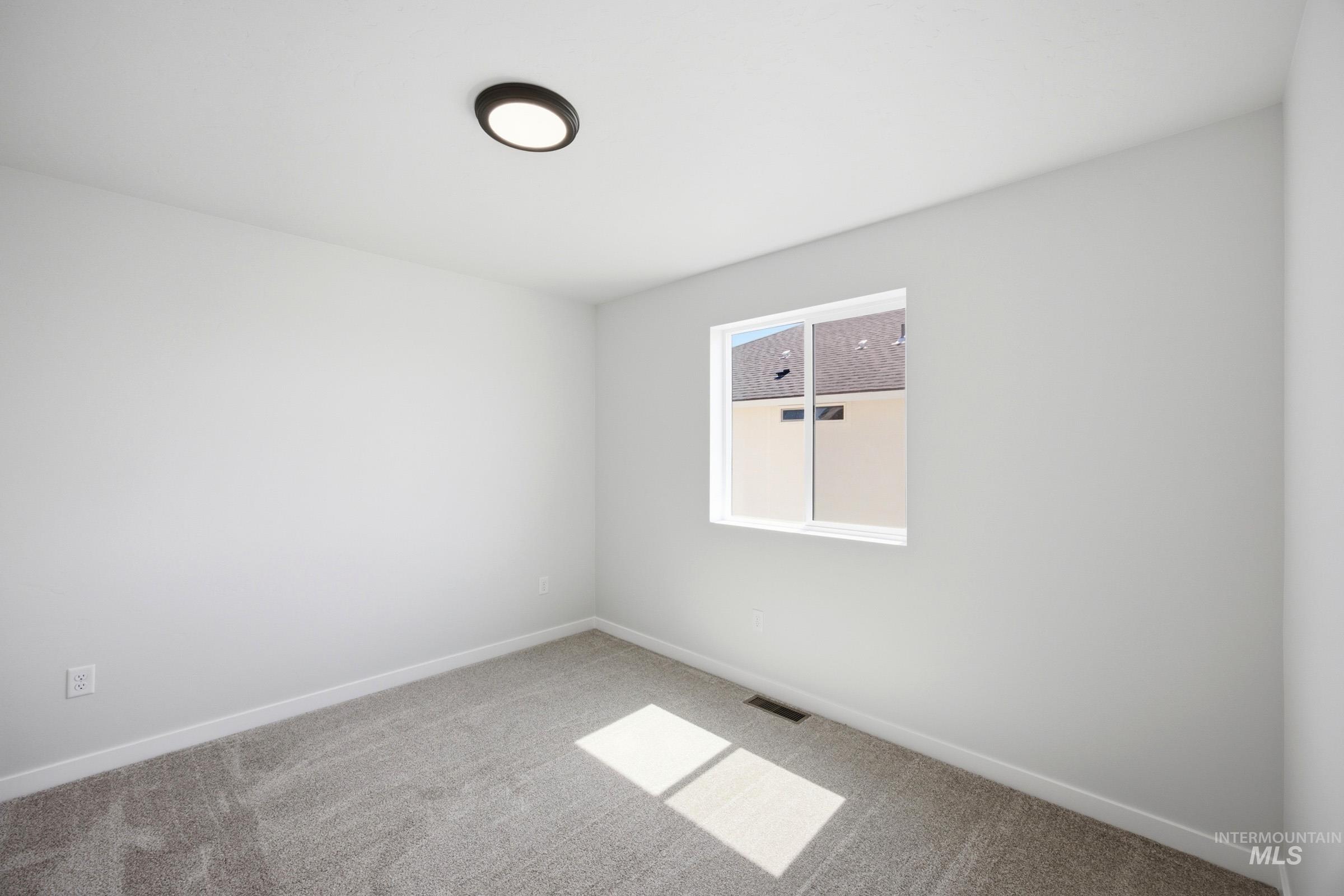 1266 W Pack River Dr Property Photo 20