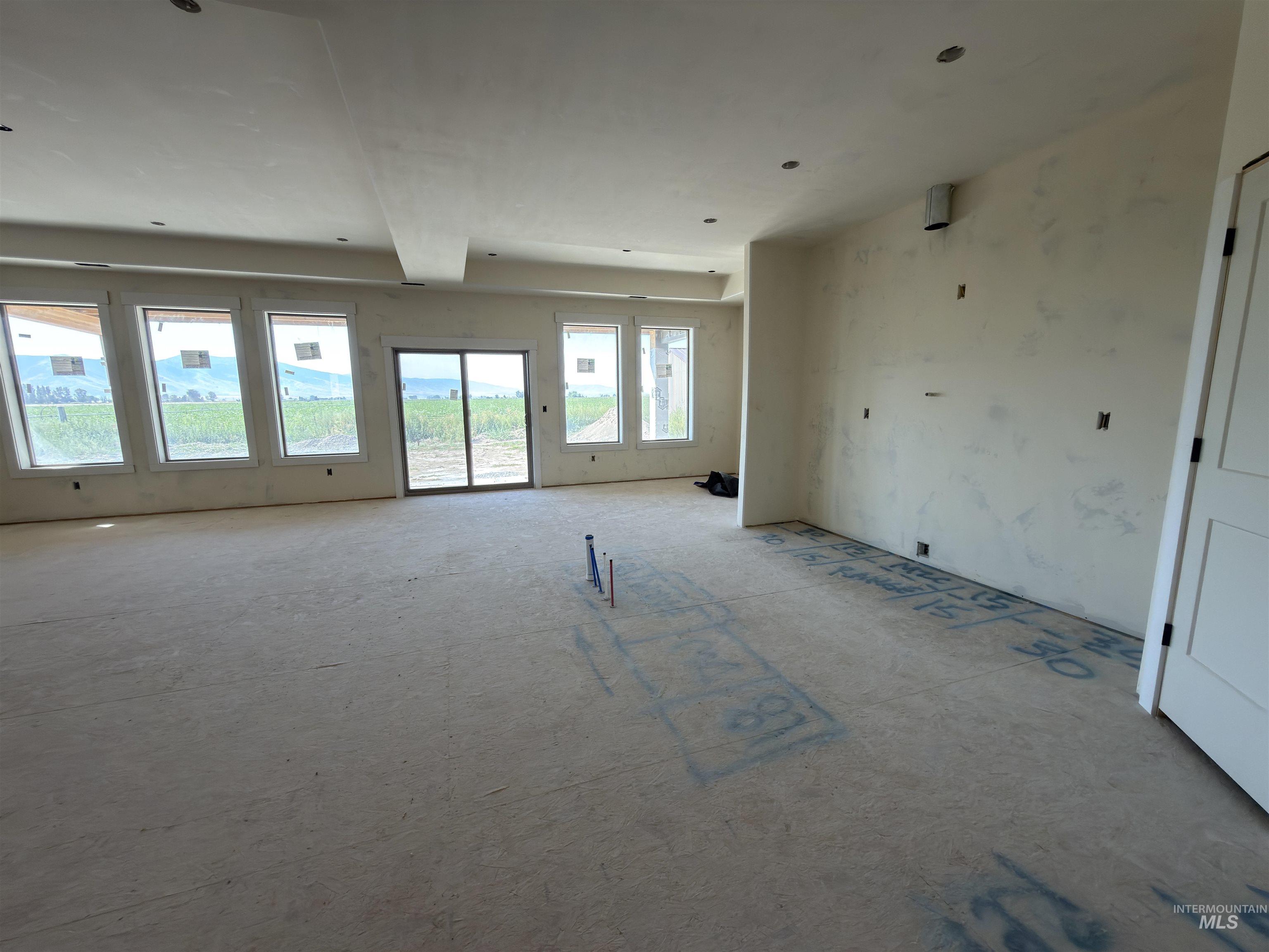 113 E 300 S Property Photo 4