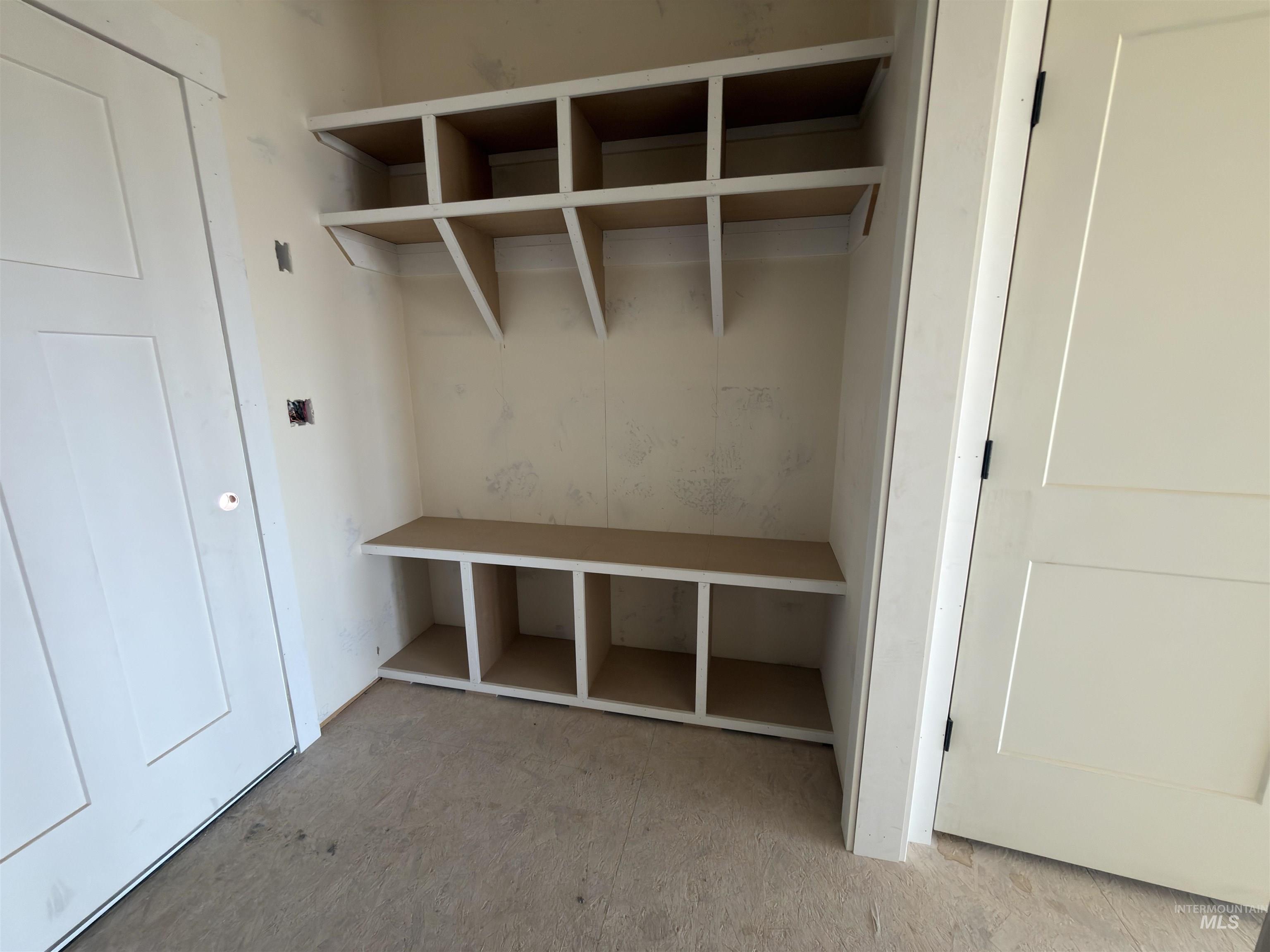 113 E 300 S Property Photo 5