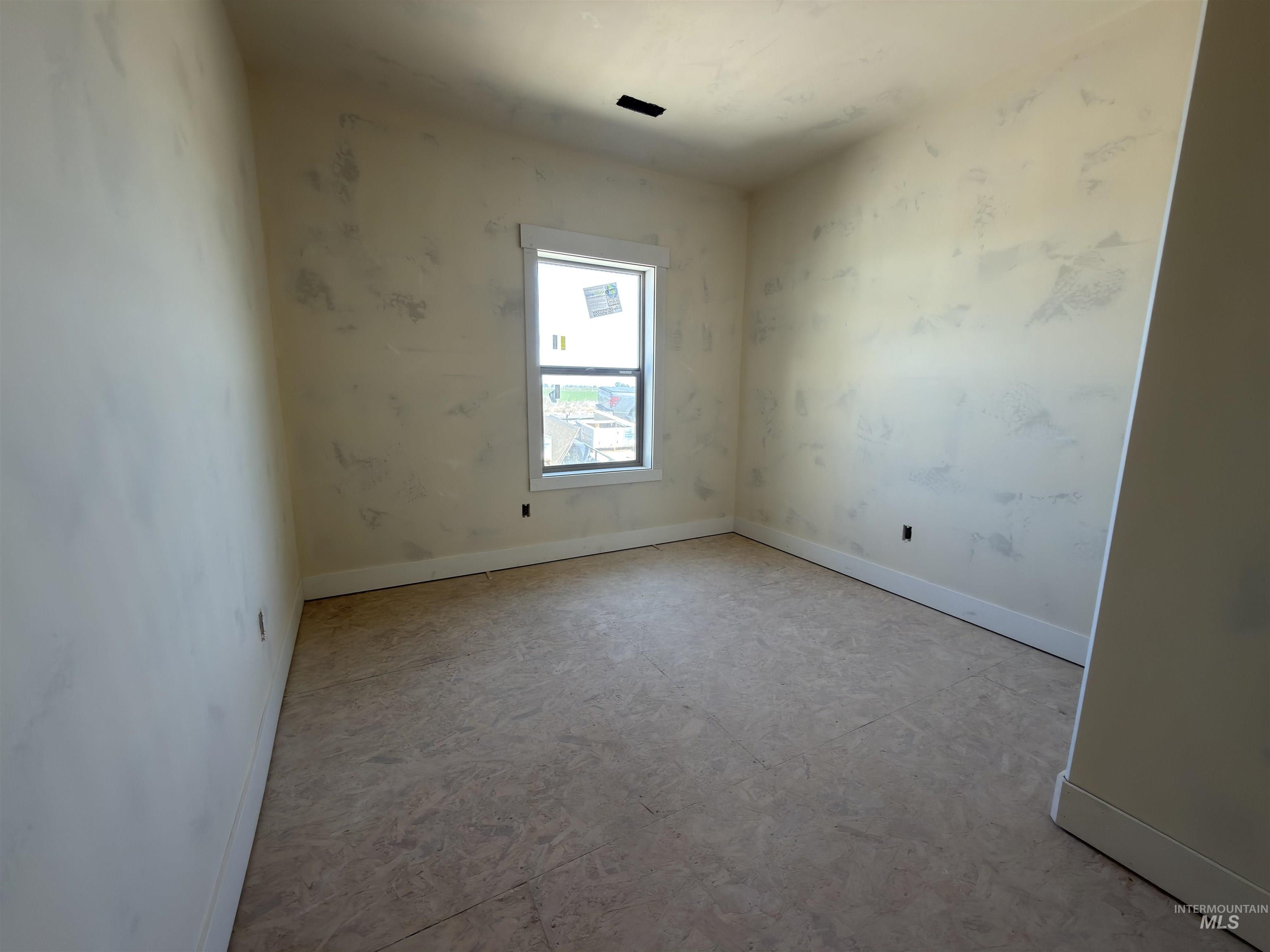 113 E 300 S Property Photo 13