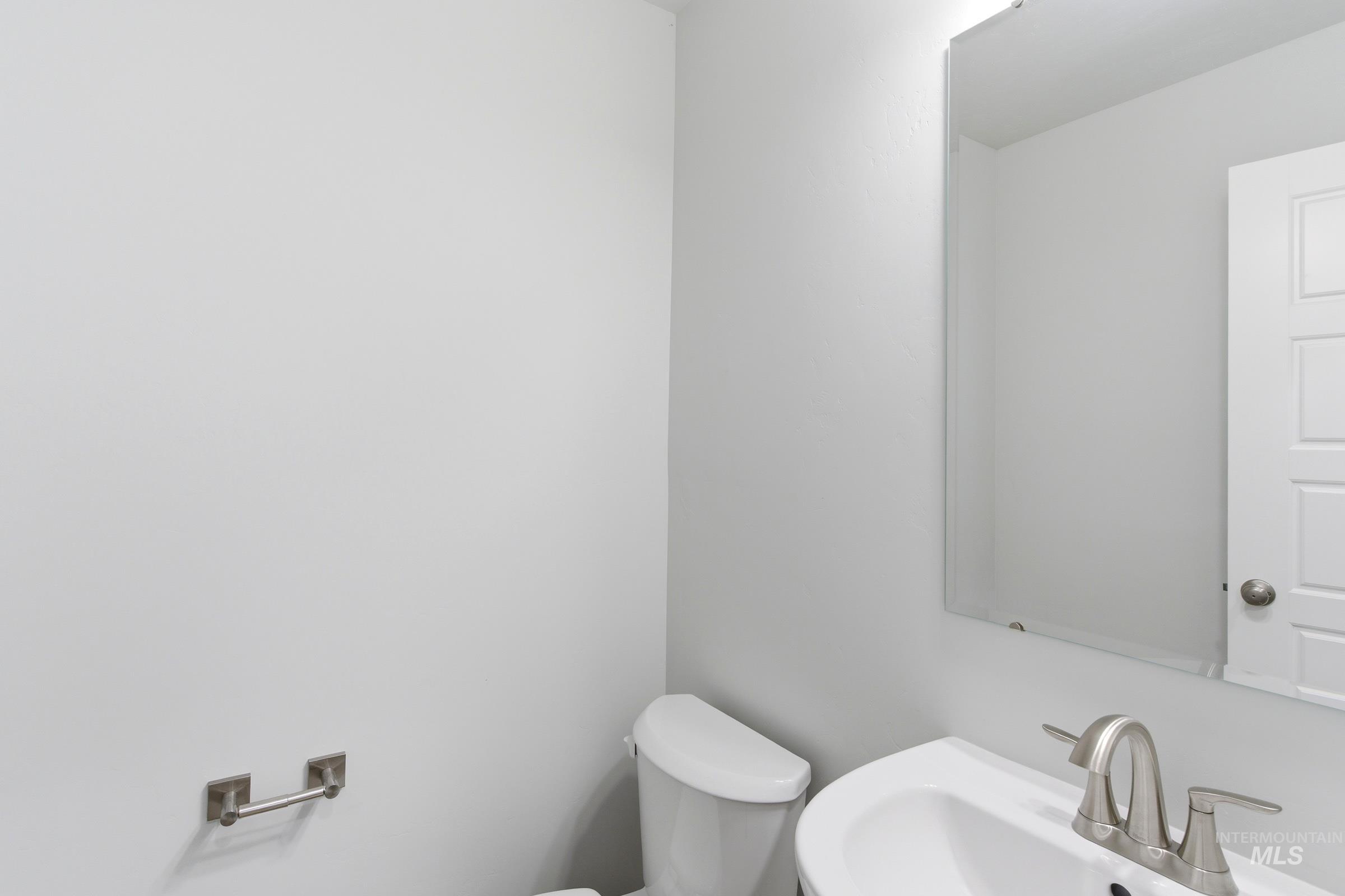 4372 N Alameda Creek Ave Property Photo 13