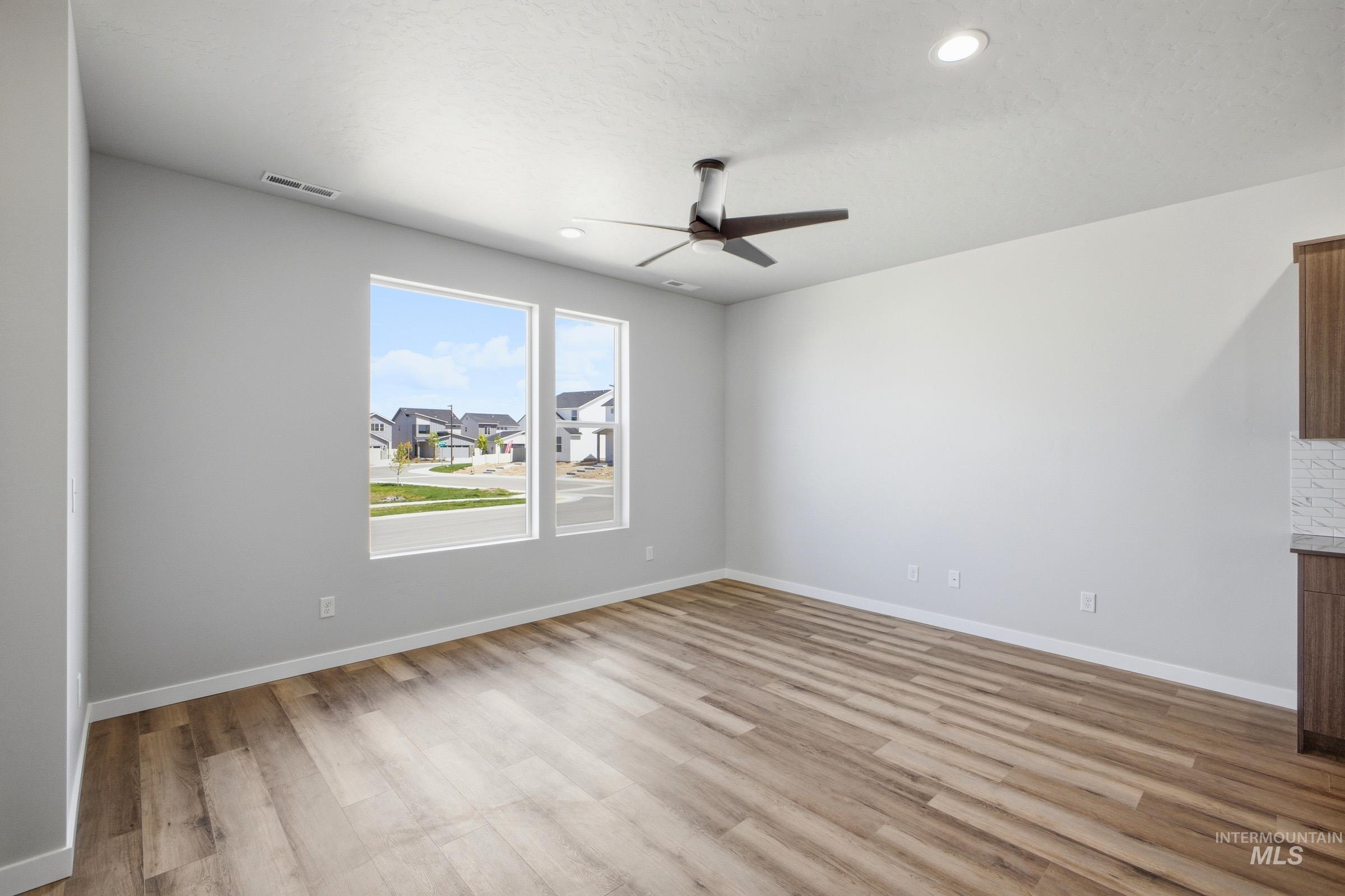 6663 W Fairy Falls Dr Property Photo 8