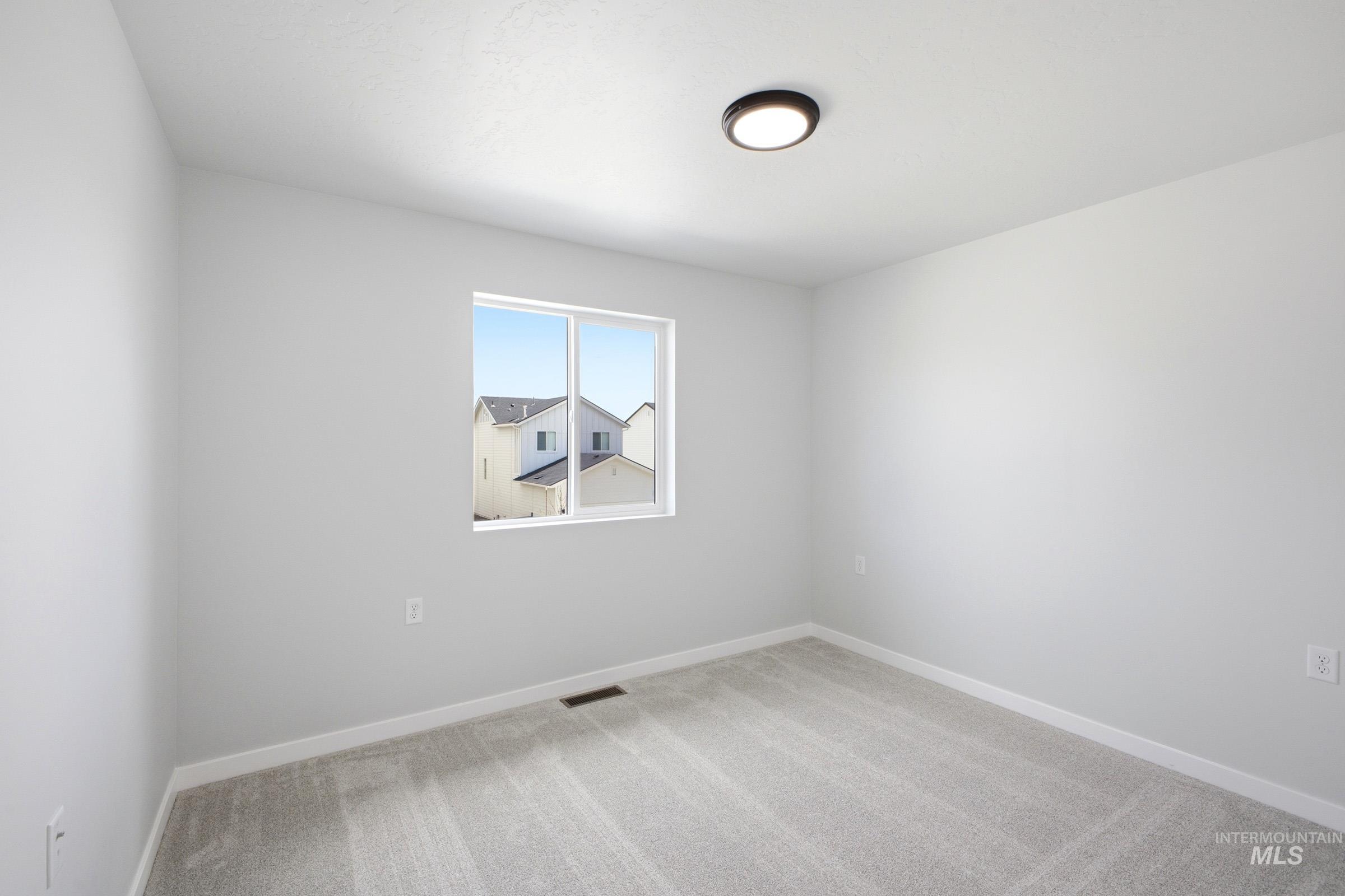 6739 S Spindlebush Ave Property Photo 11