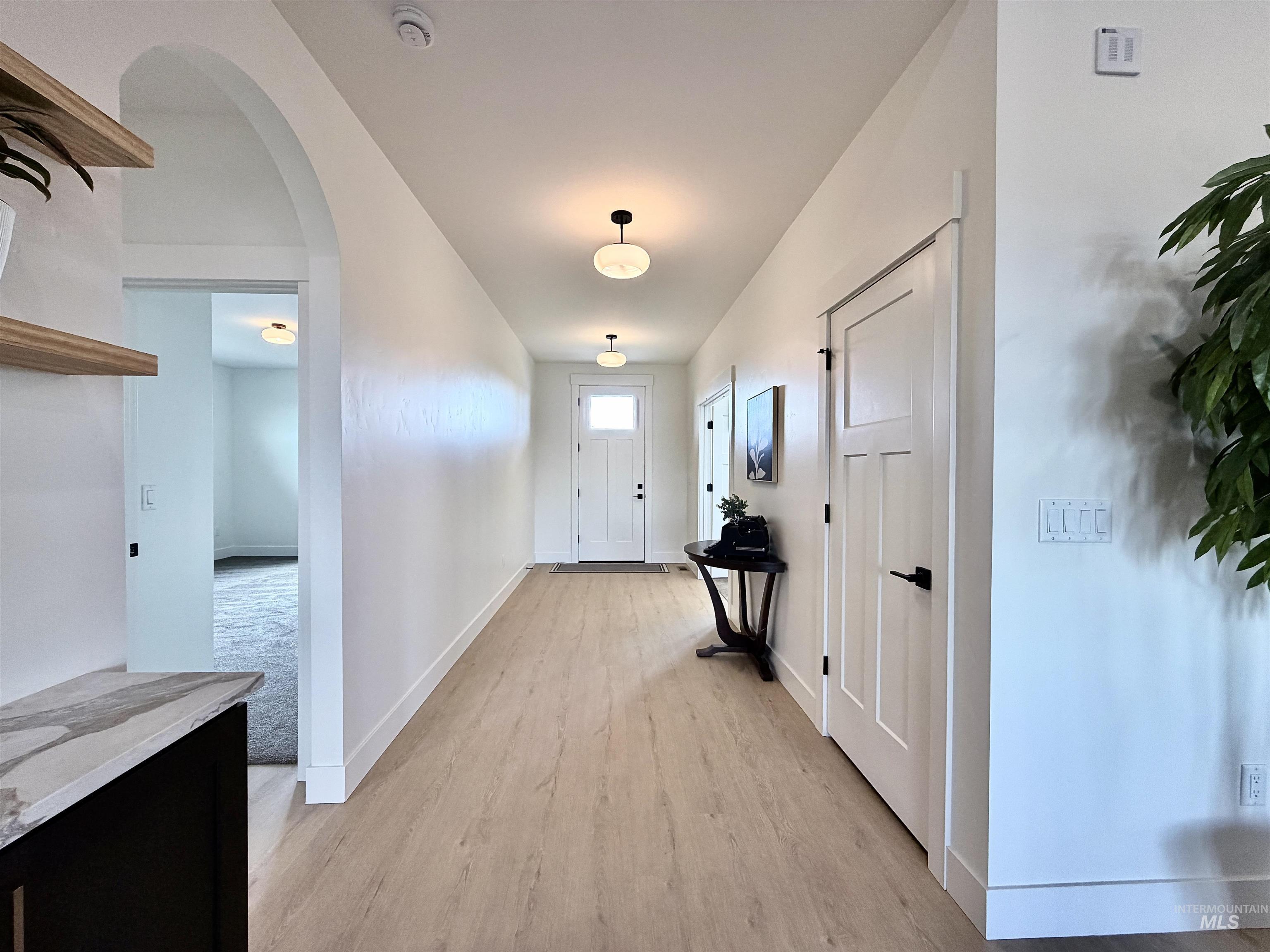 310 Ne Greystone Loop Property Photo 43