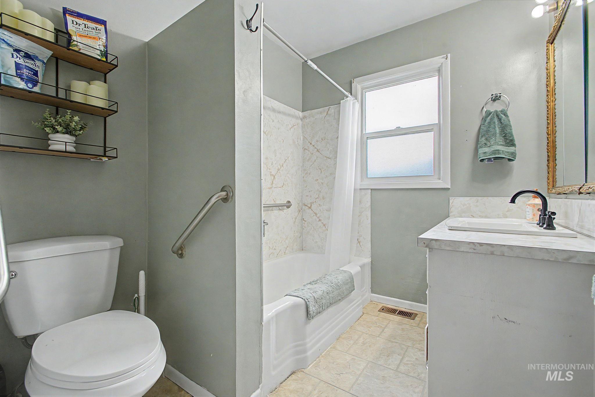 2325 8th Avenue Property Photo 12