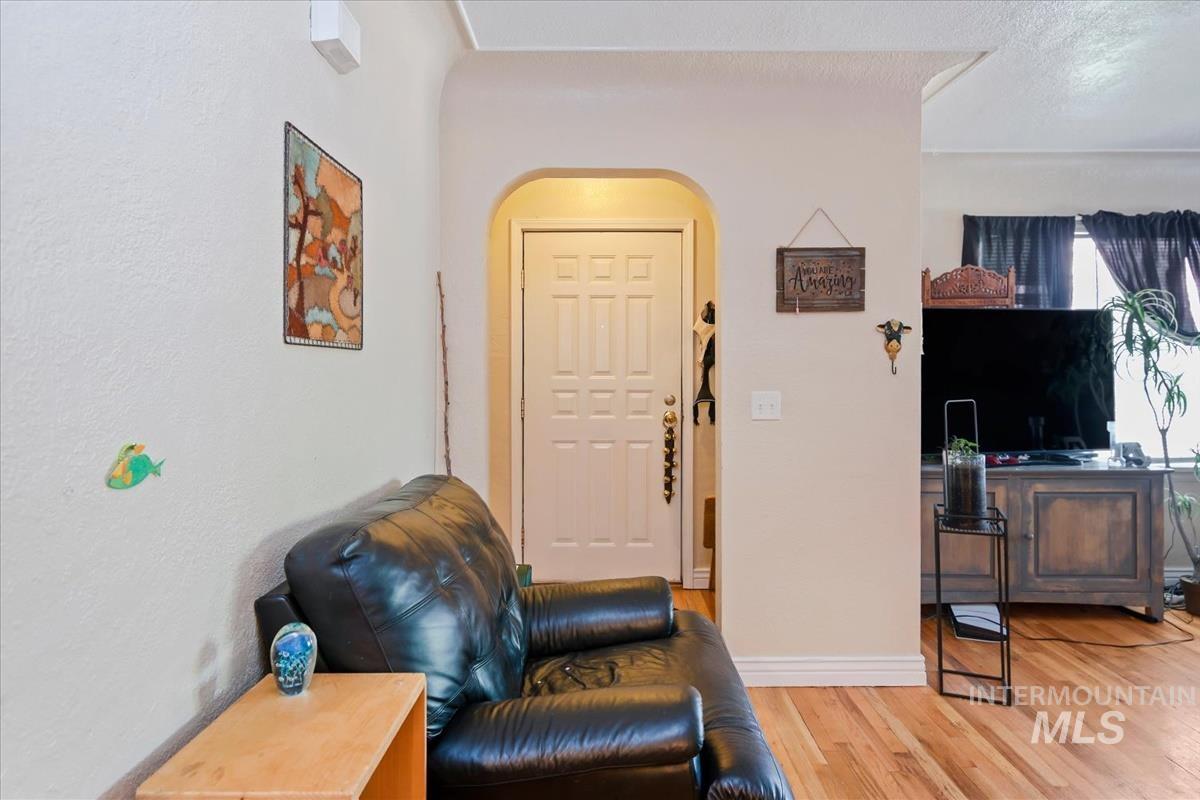 1320 S Holly Property Photo 3