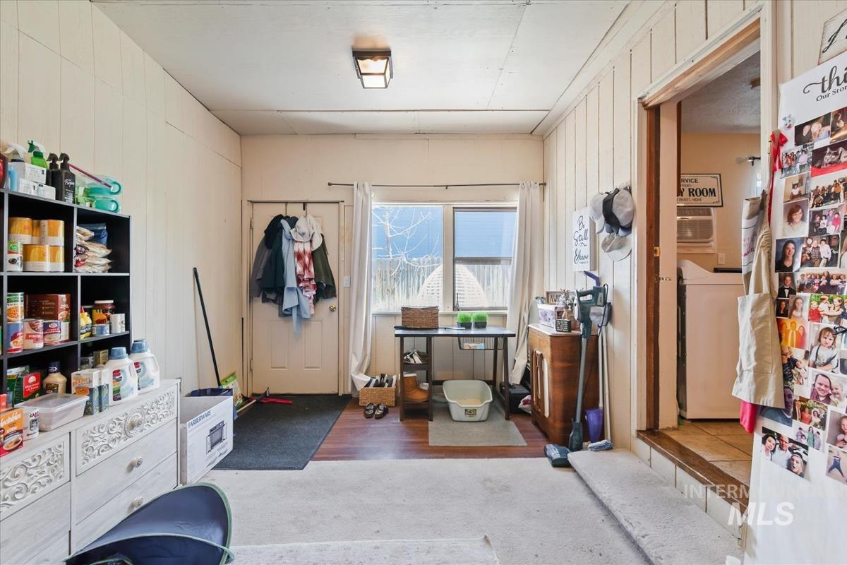 1320 S Holly Property Photo 20