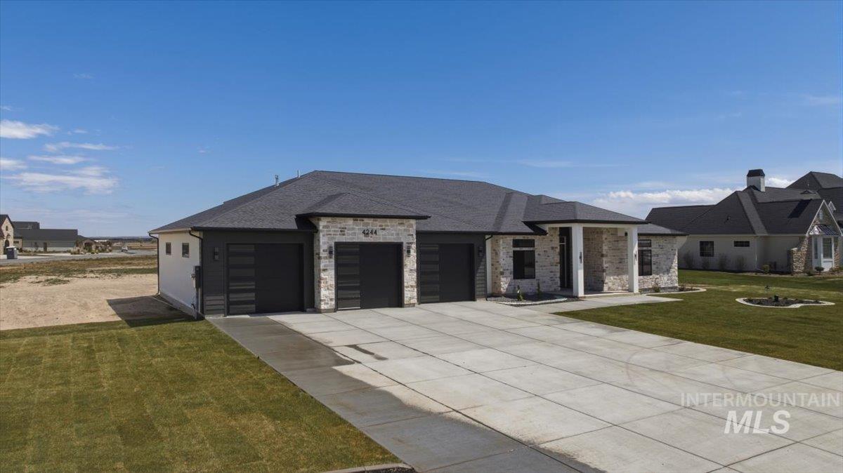 4244 N 2734 E Property Photo 4