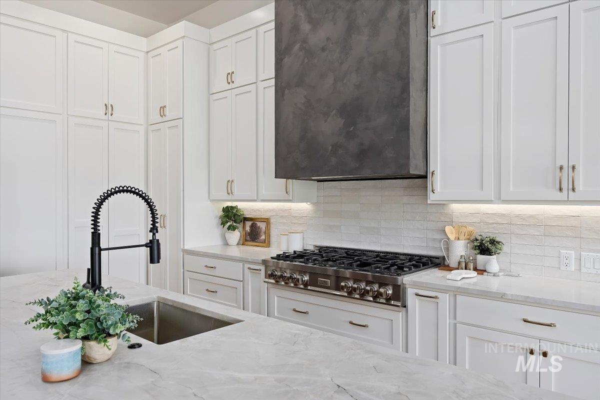 4244 N 2734 E Property Photo 28