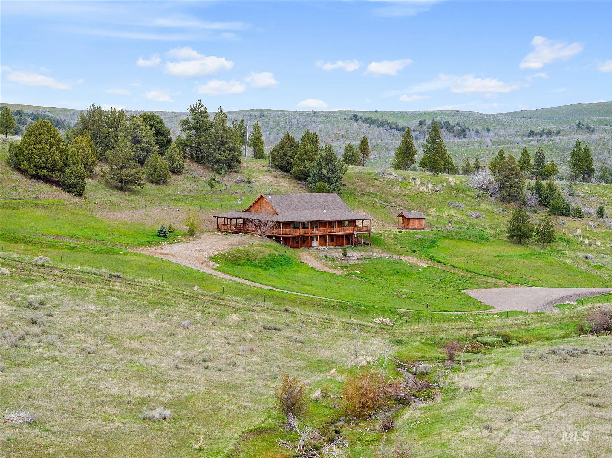 36020 Alder Creek Rd Property Photo 4