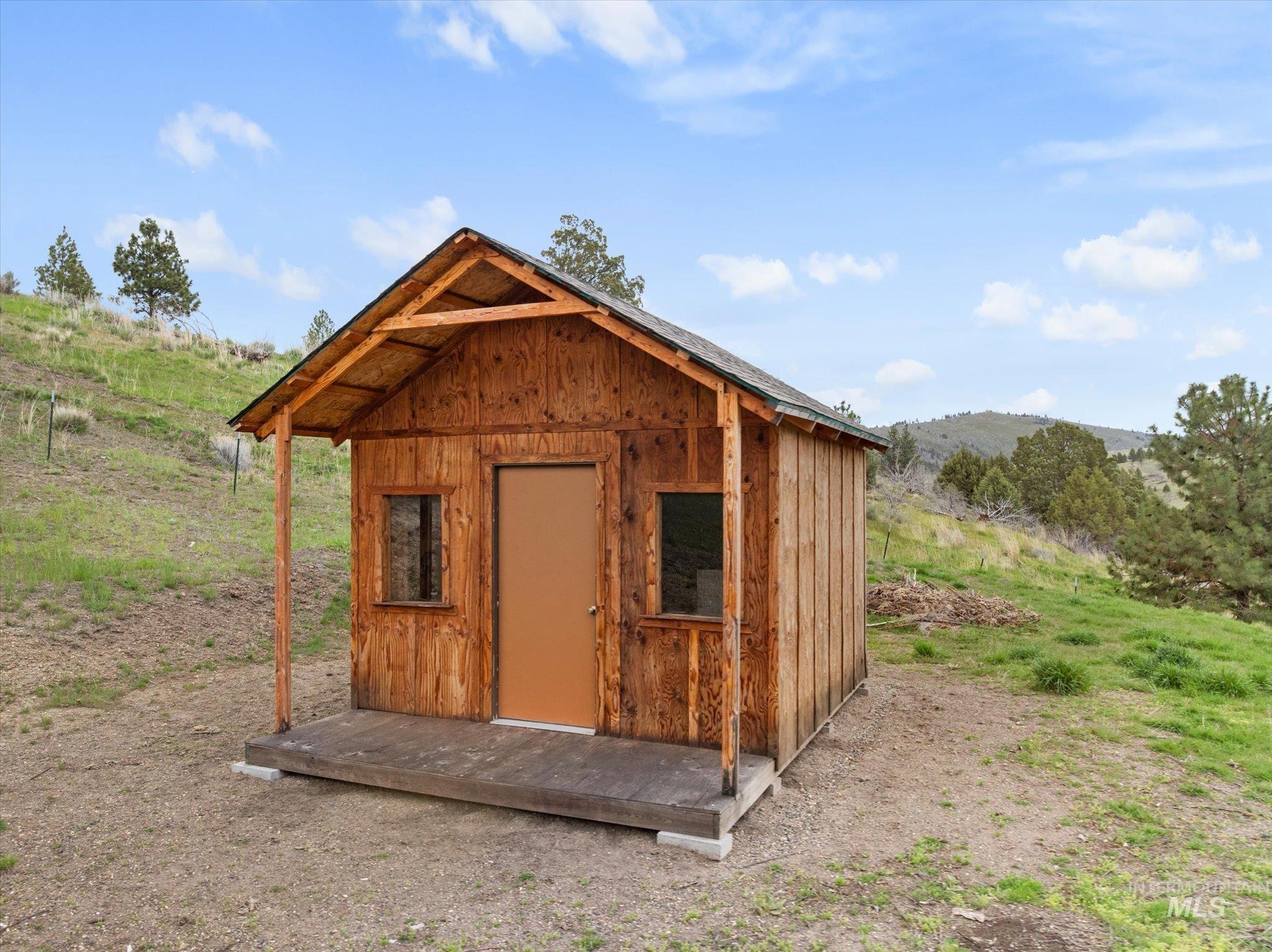 36020 Alder Creek Rd Property Photo 5
