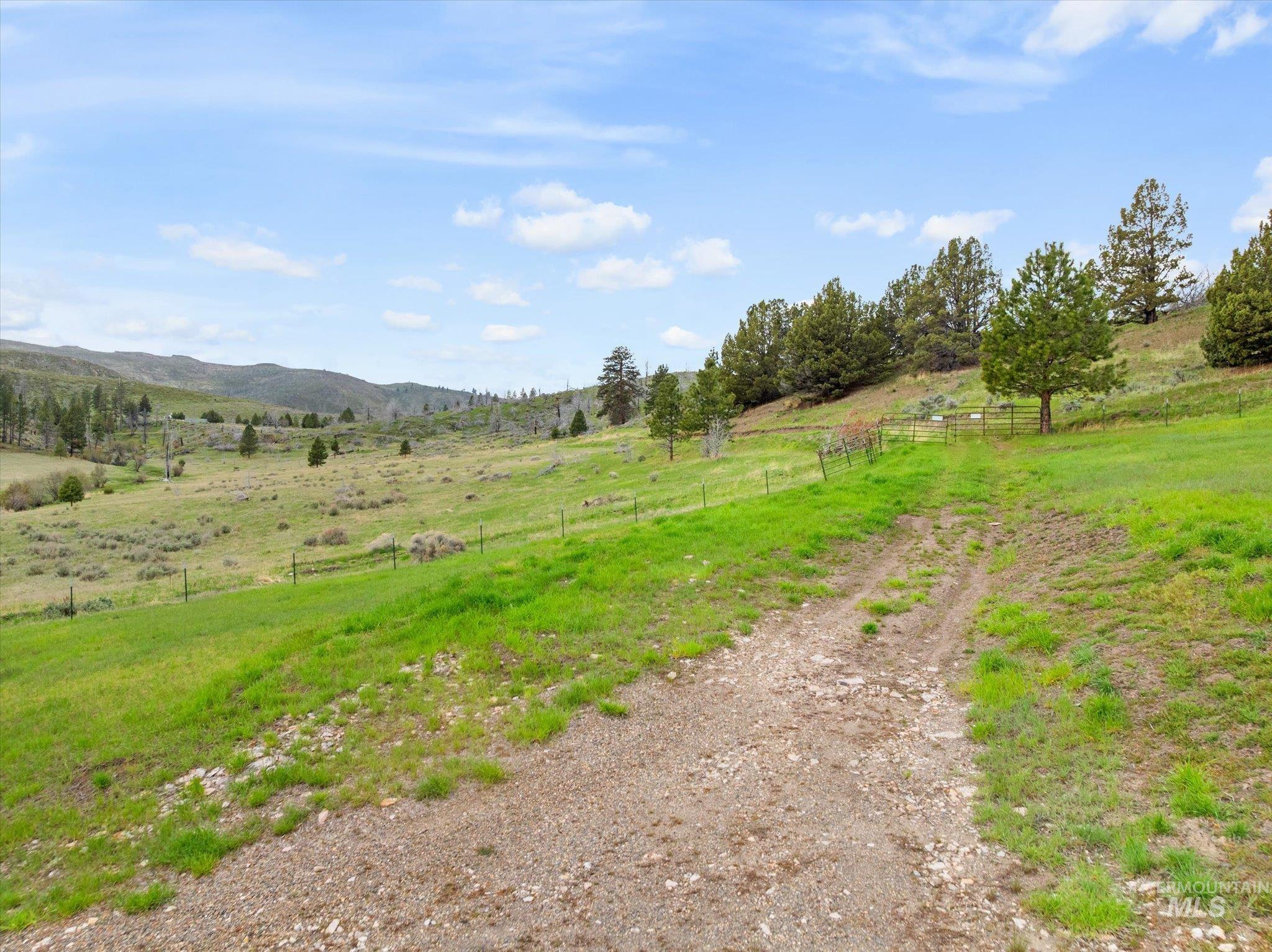 36020 Alder Creek Rd Property Photo 11