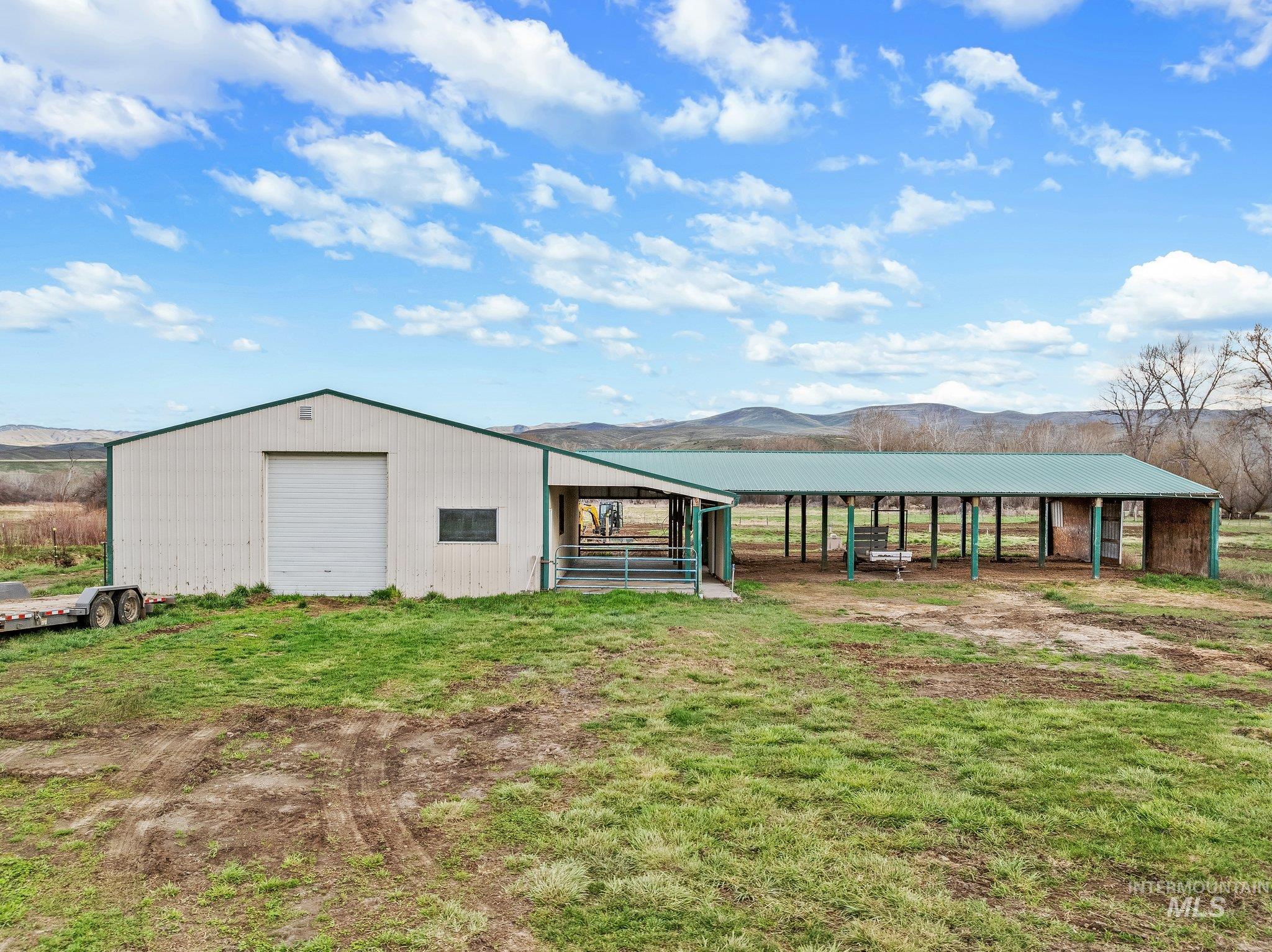 46131 Snake River Rd Property Photo 19
