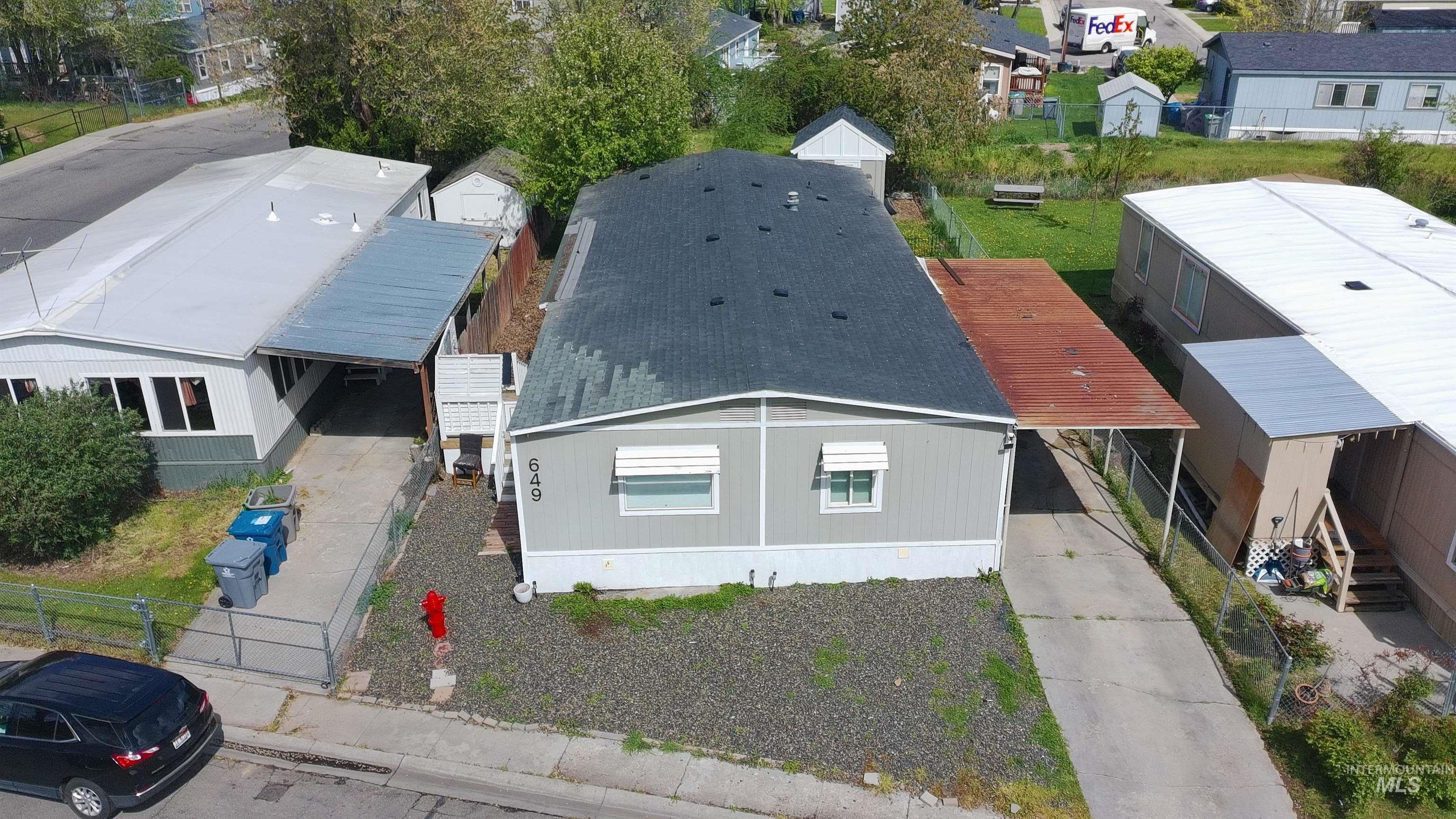 649 Siver City Dr Property Photo 2