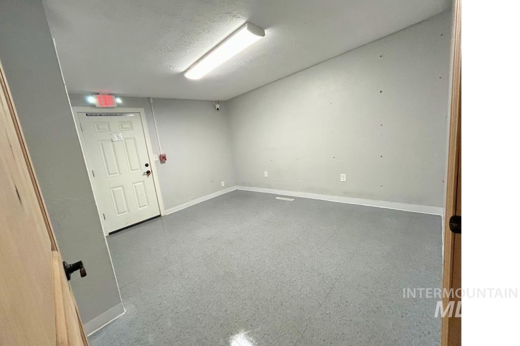 1830 Addison Ave E Property Photo 22