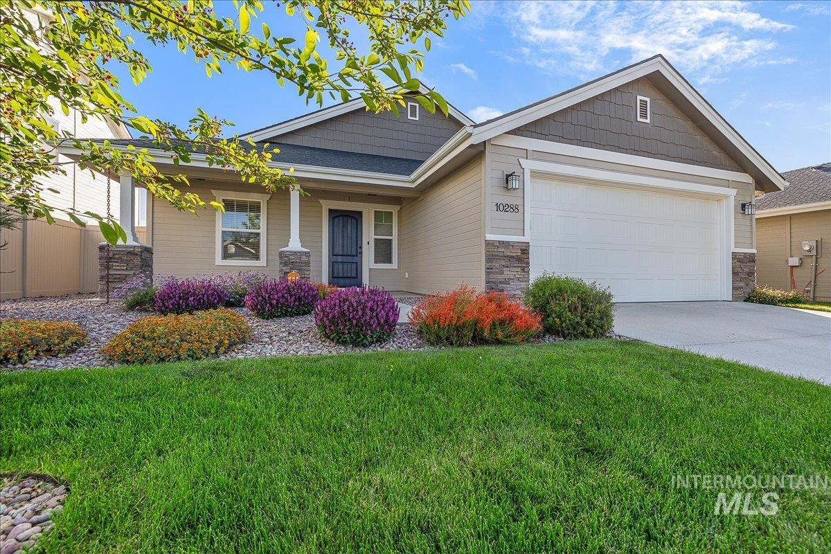 10288 Longtail Dr. Property Photo 3