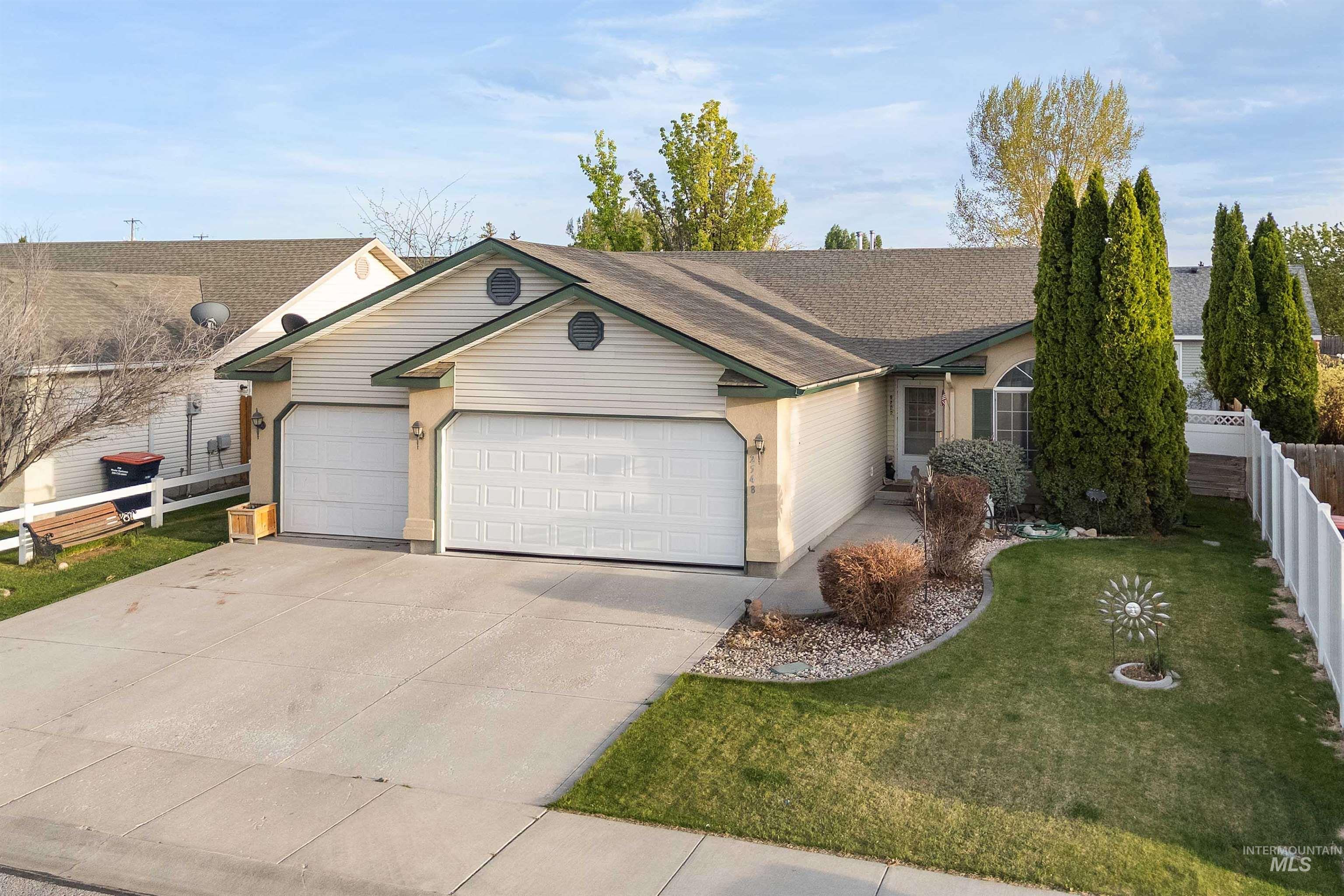 2548 Ironwood Ave Property Photo 1