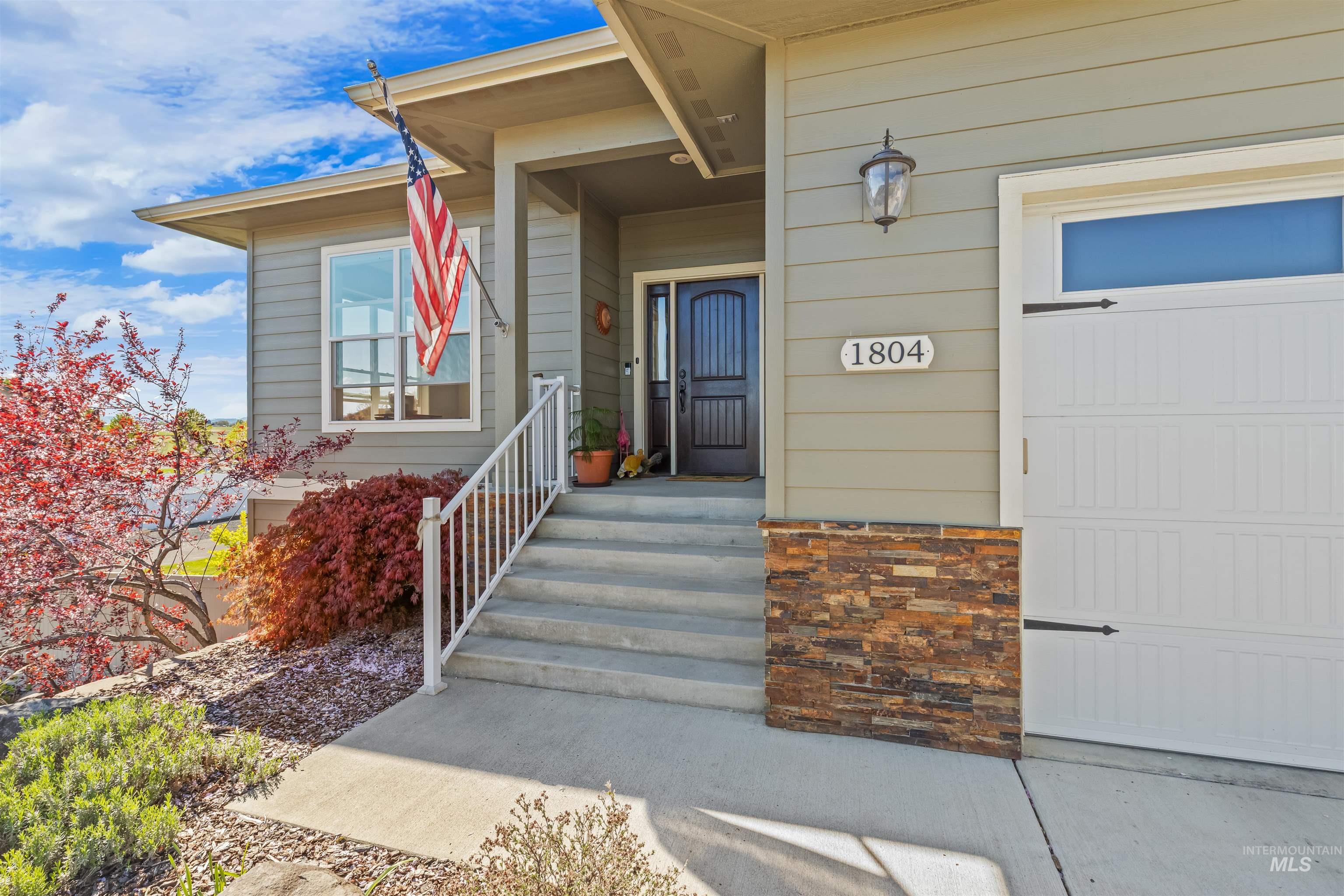 1804 Sunrise Court Property Photo 3