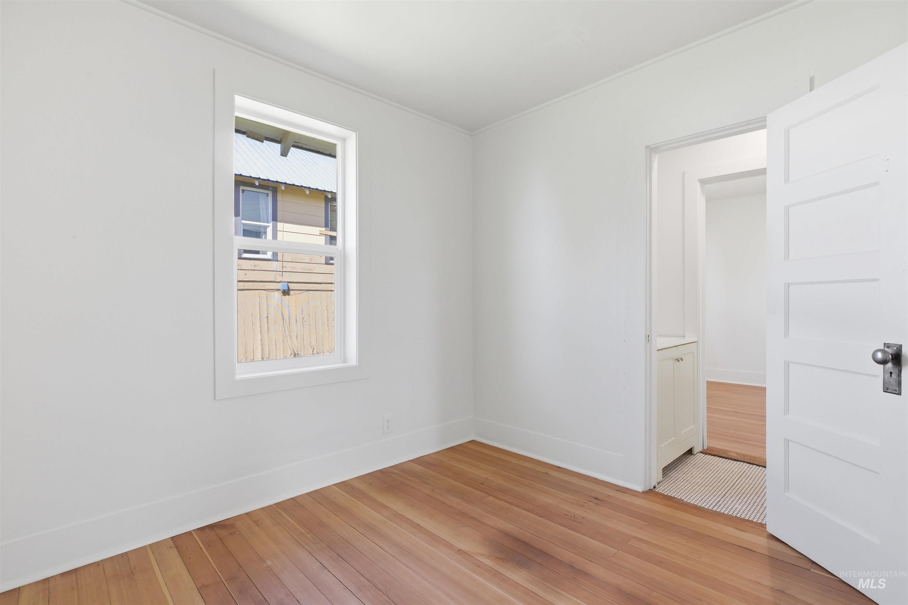 810 Pine St Property Photo 9