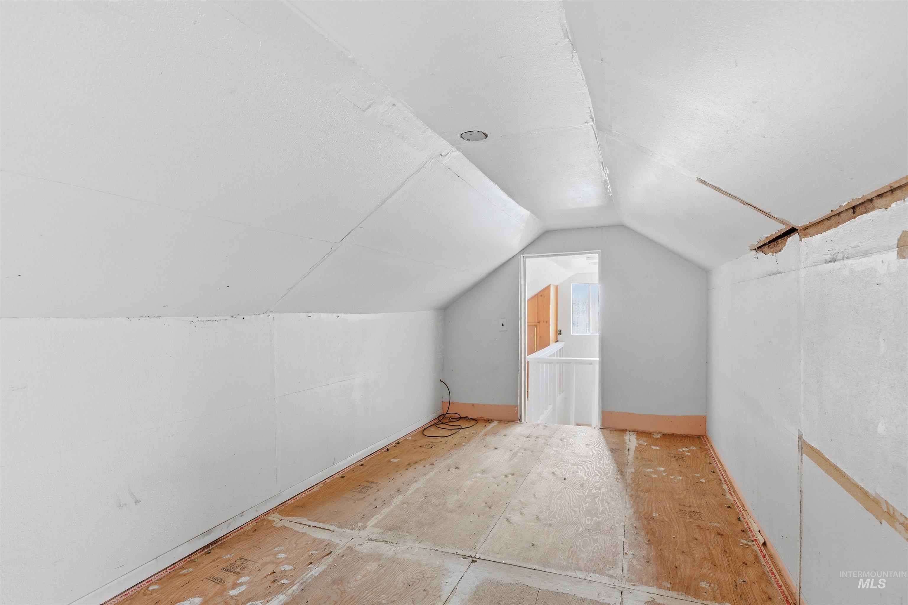 810 Pine St Property Photo 21