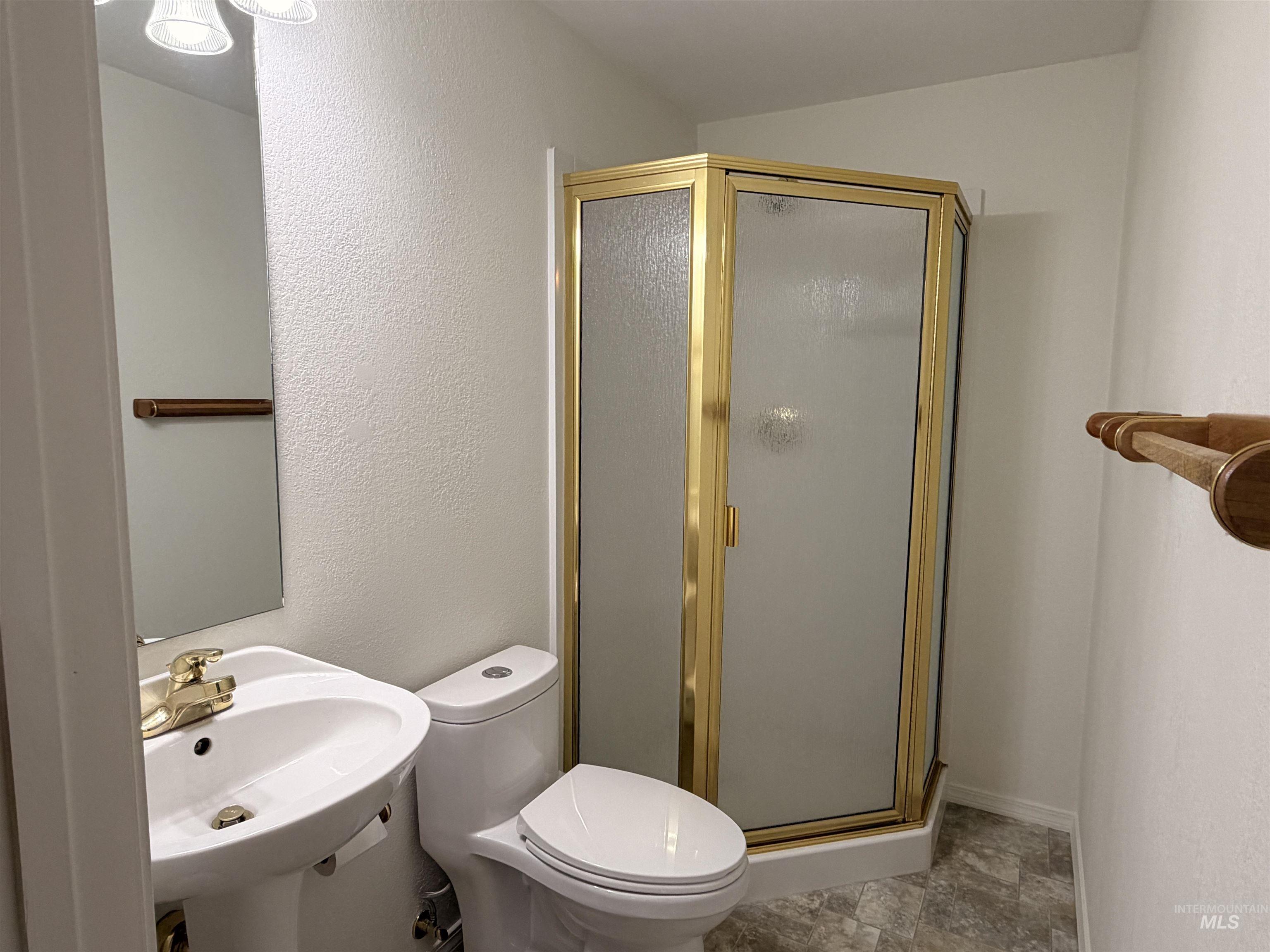 1630 Davis Ave Property Photo 25