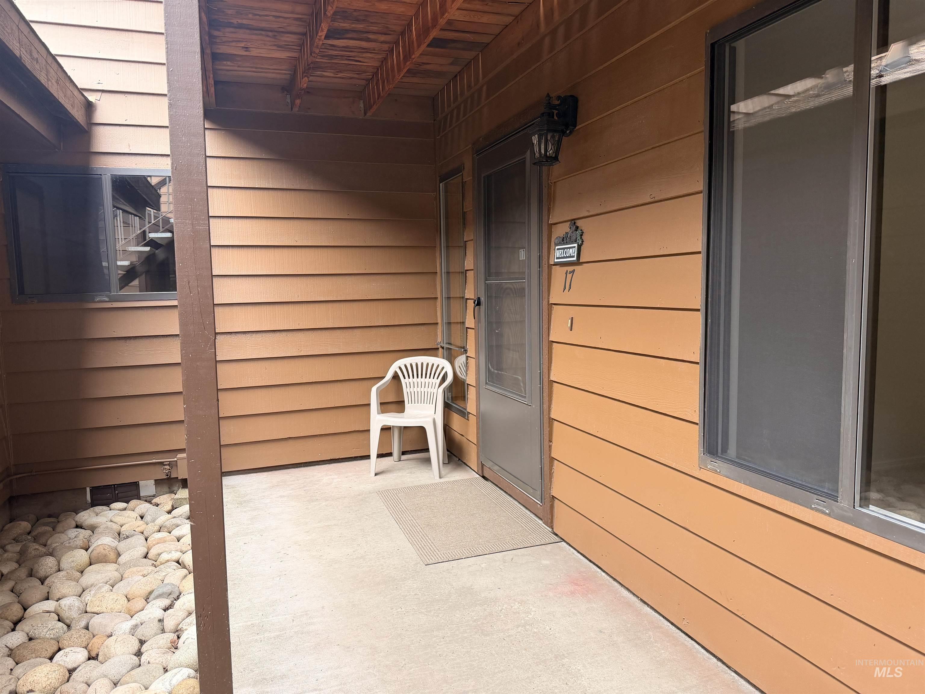 1630 Davis Ave Property Photo 30