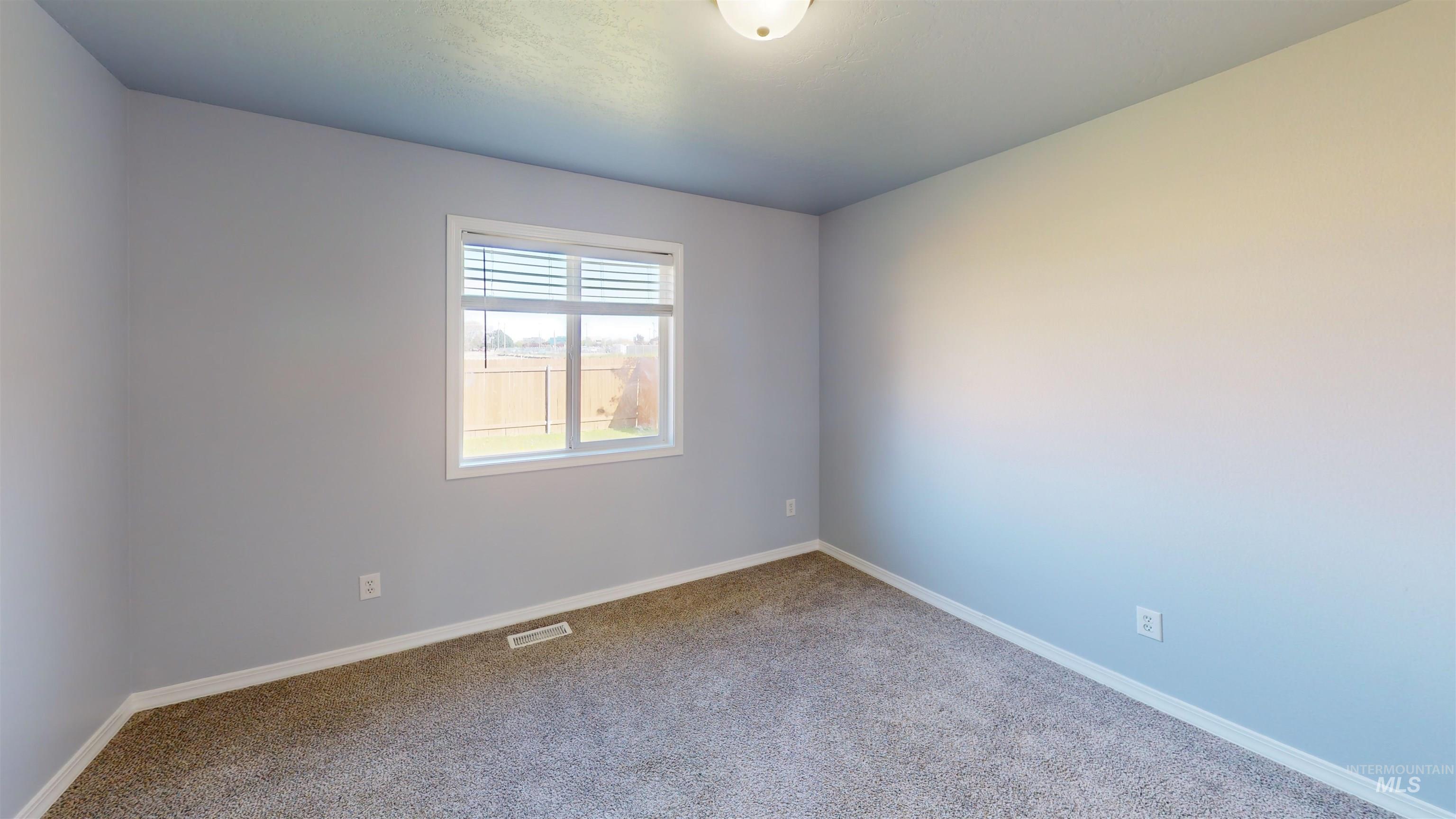 16891 N Darmady Loop Property Photo 23