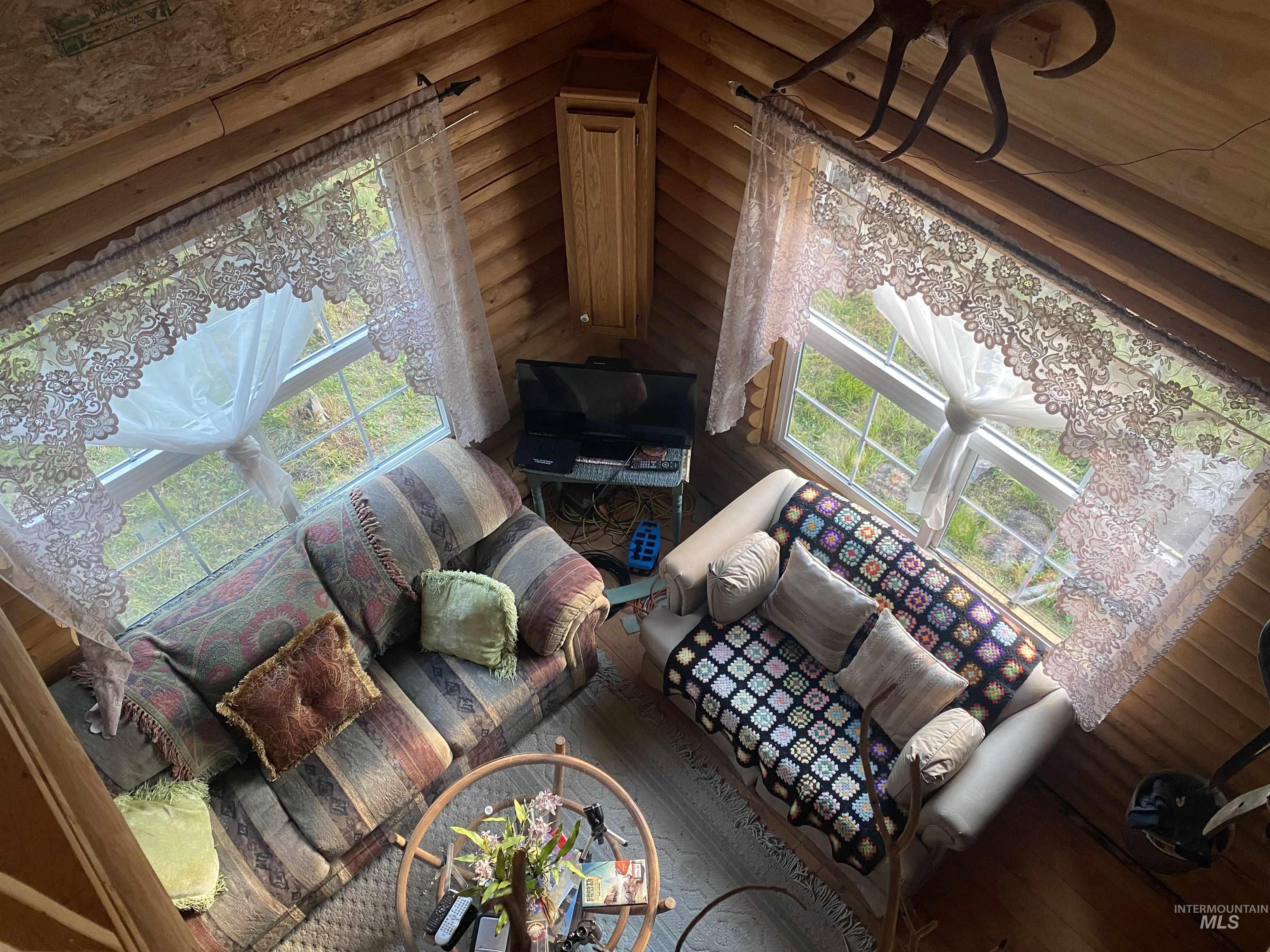24640 Warren Wagon Property Photo 9