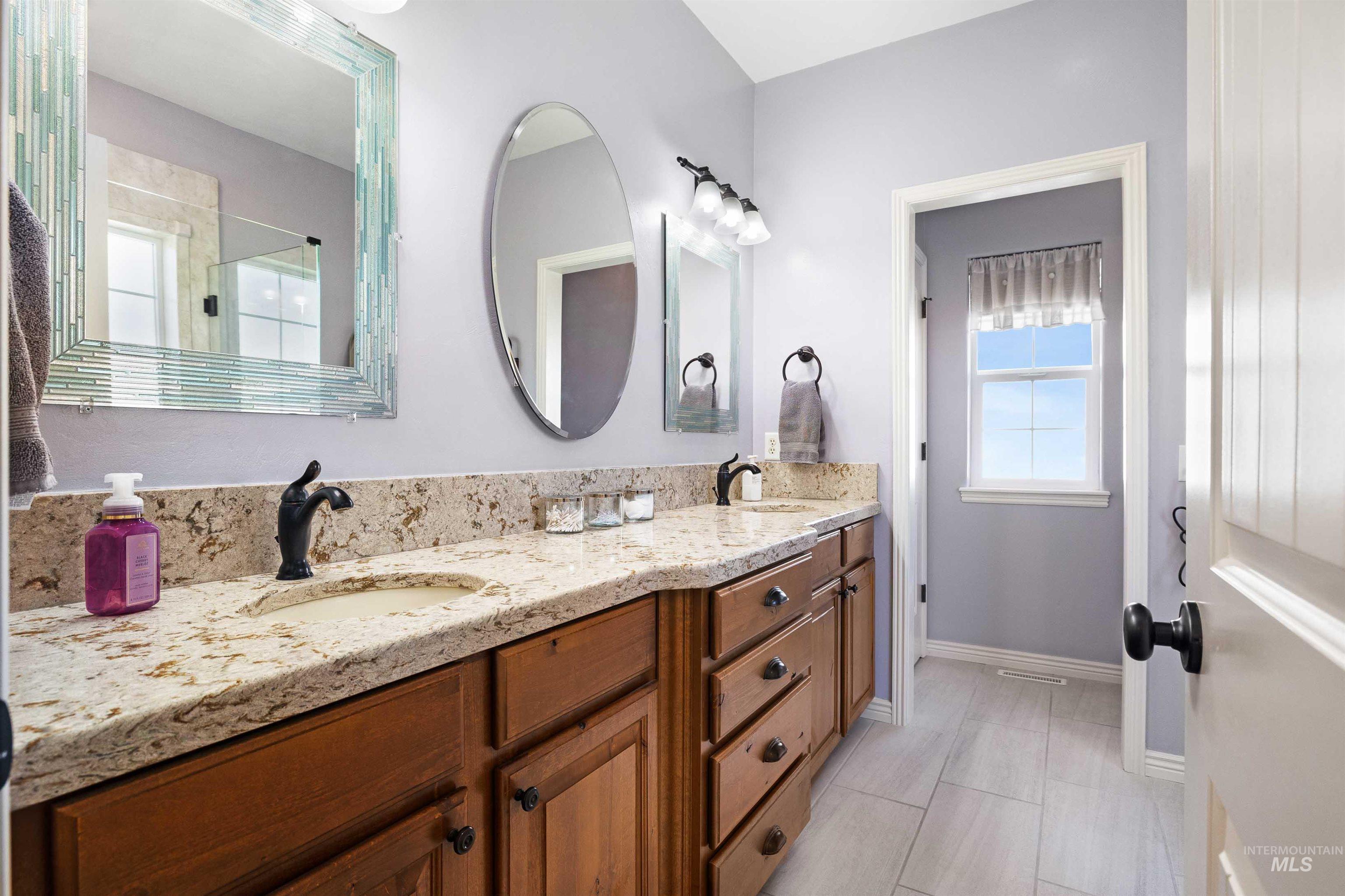 2595 Longbow Dr Property Photo 12