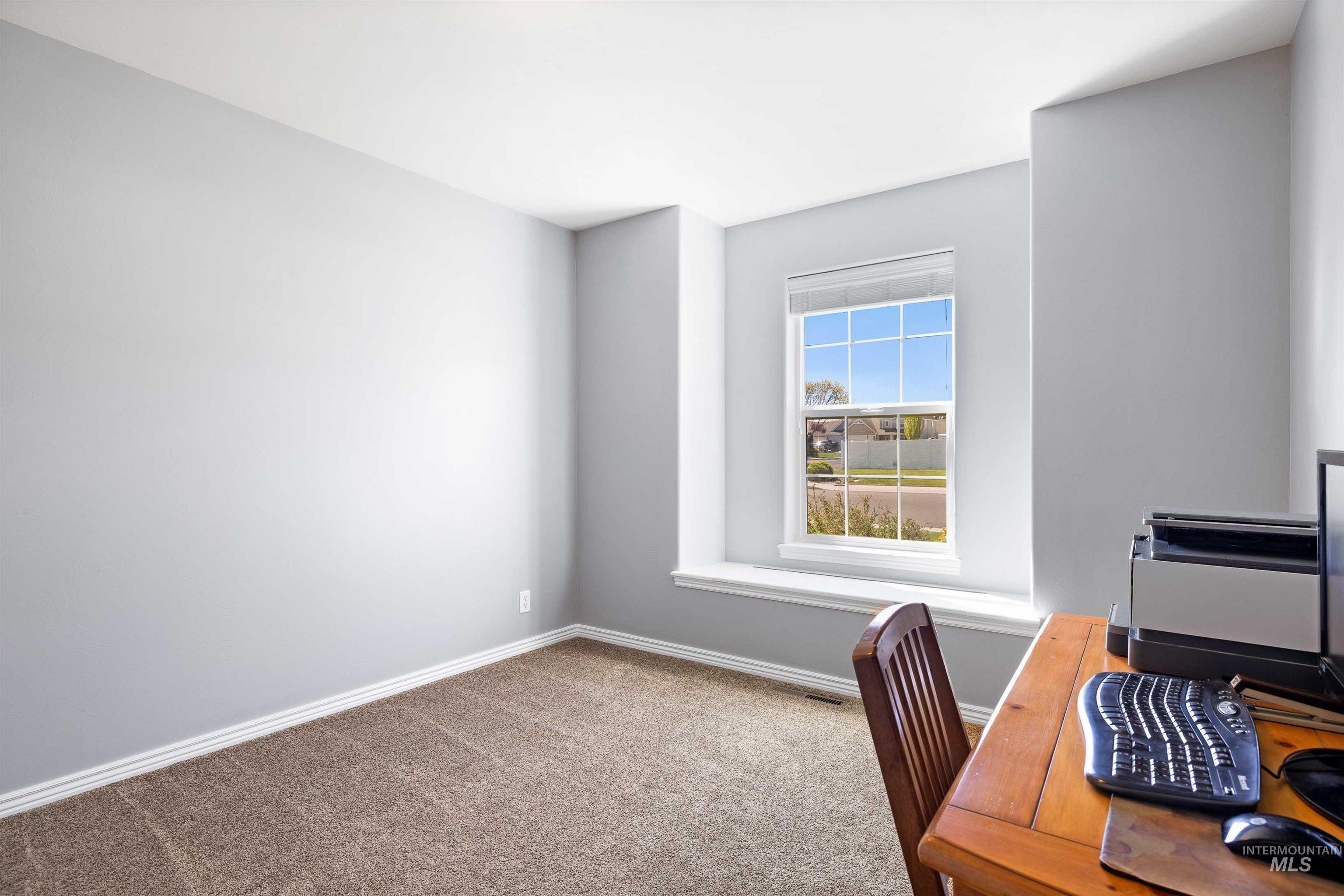 2595 Longbow Dr Property Photo 14