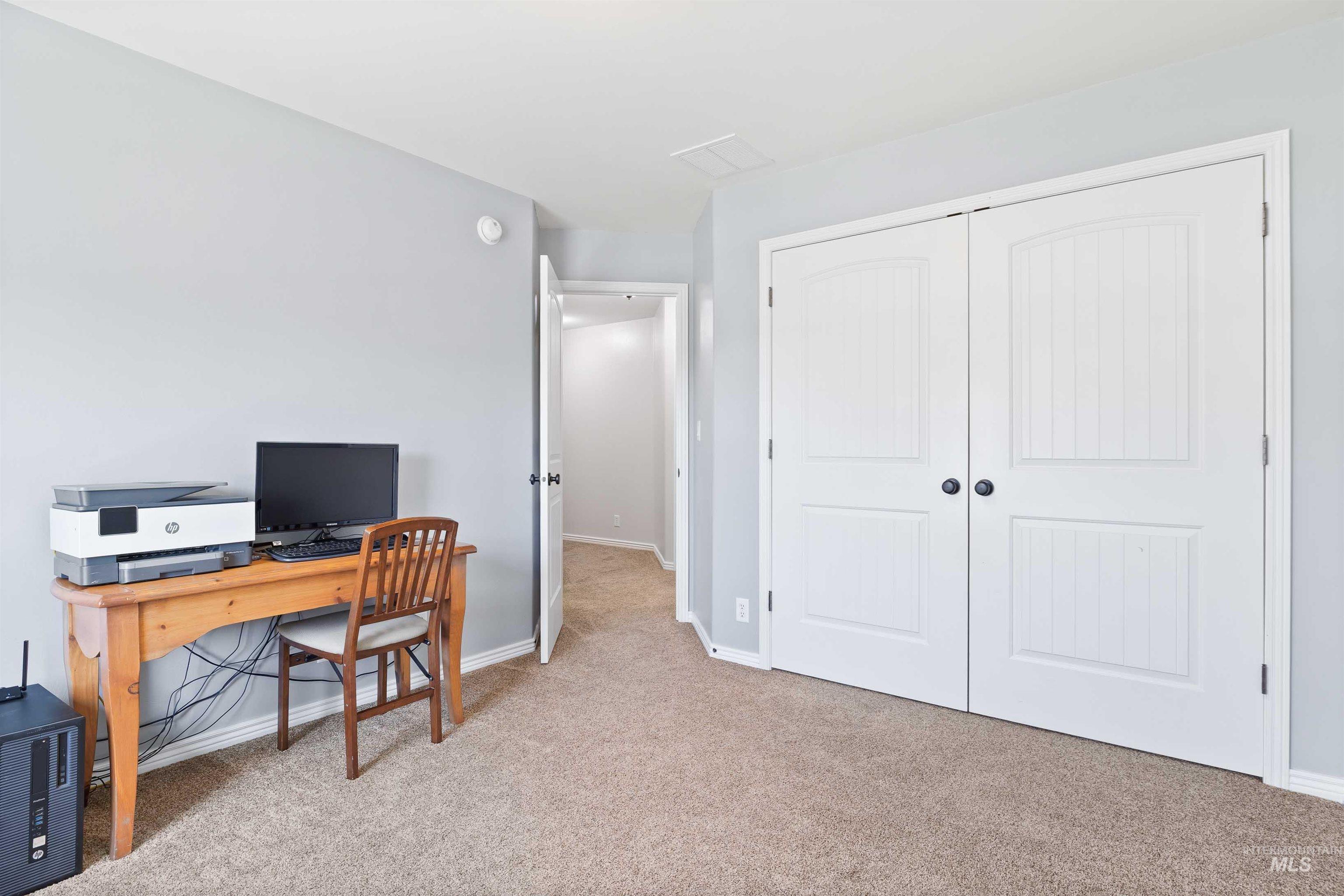 2595 Longbow Dr Property Photo 15