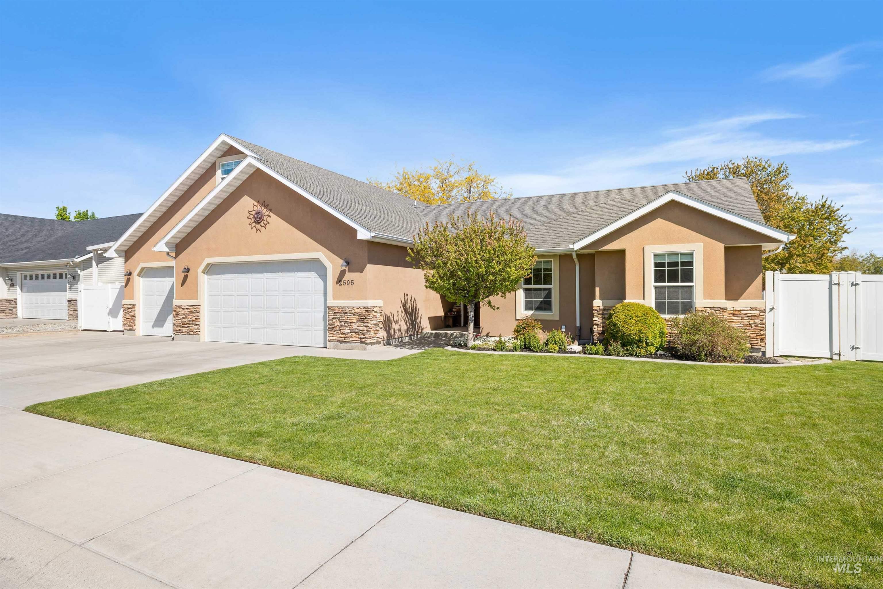 2595 Longbow Dr Property Photo 41