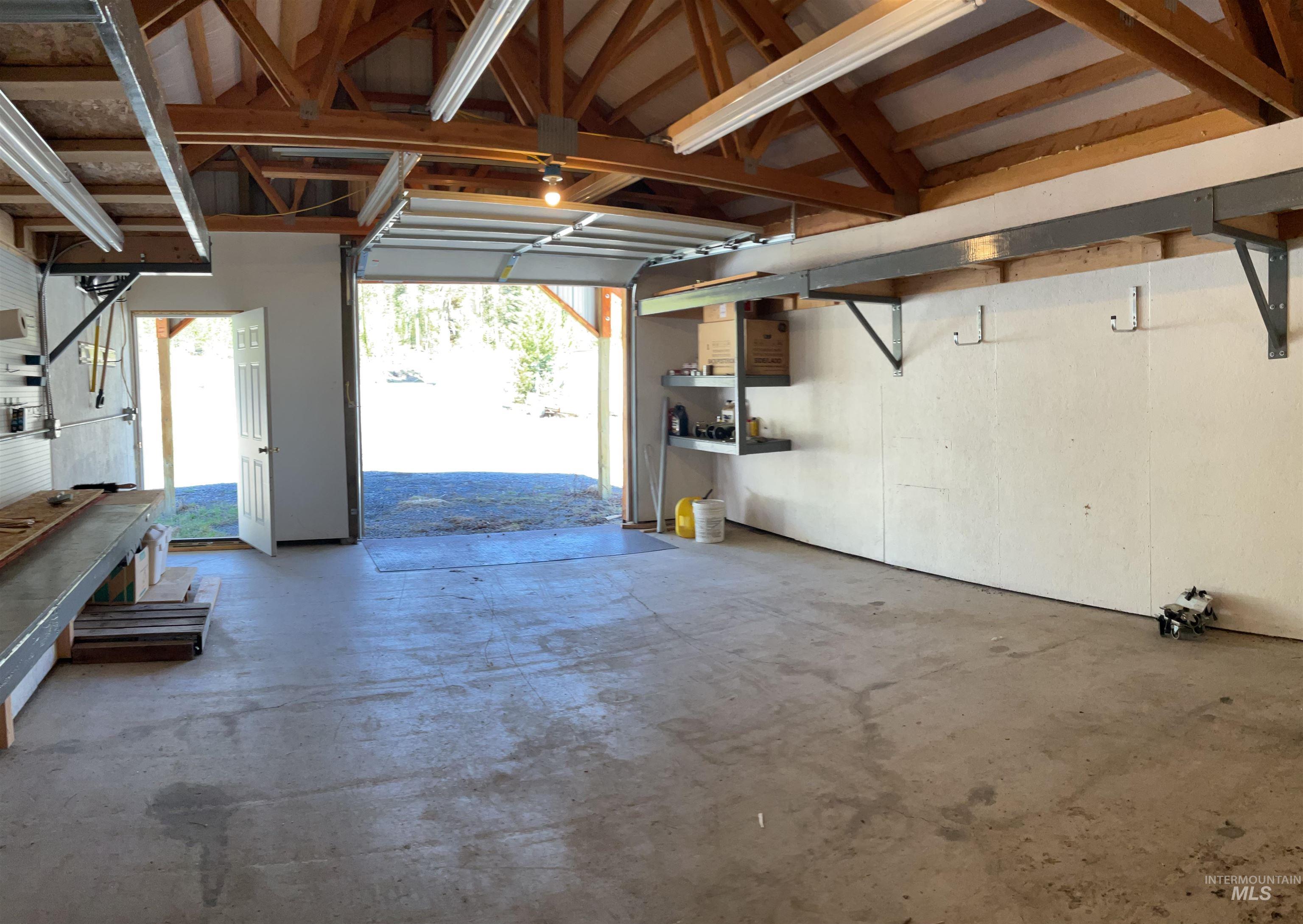 2771 Dixie Rd Property Photo 4