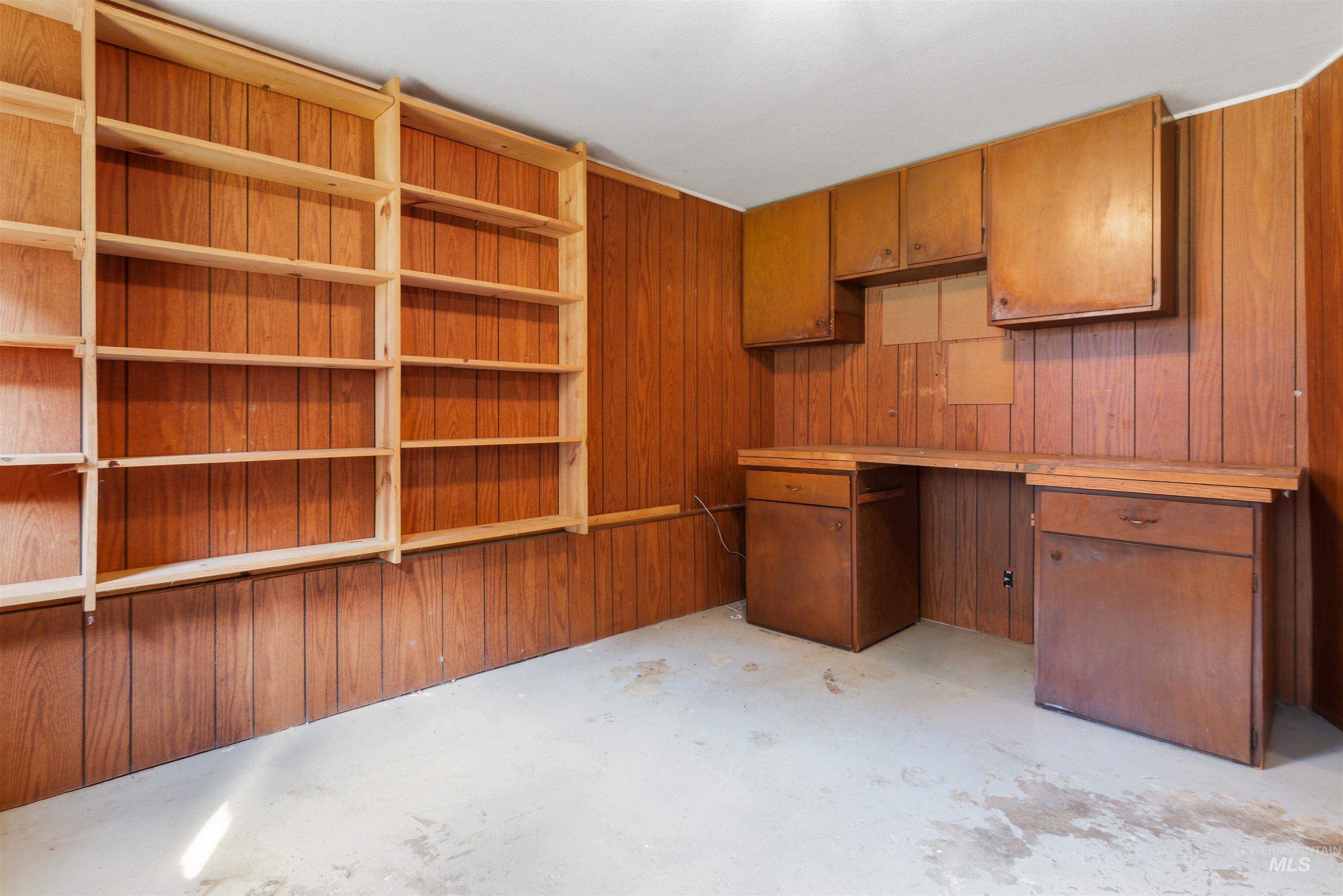 145 Timberline Dr. Property Photo 32