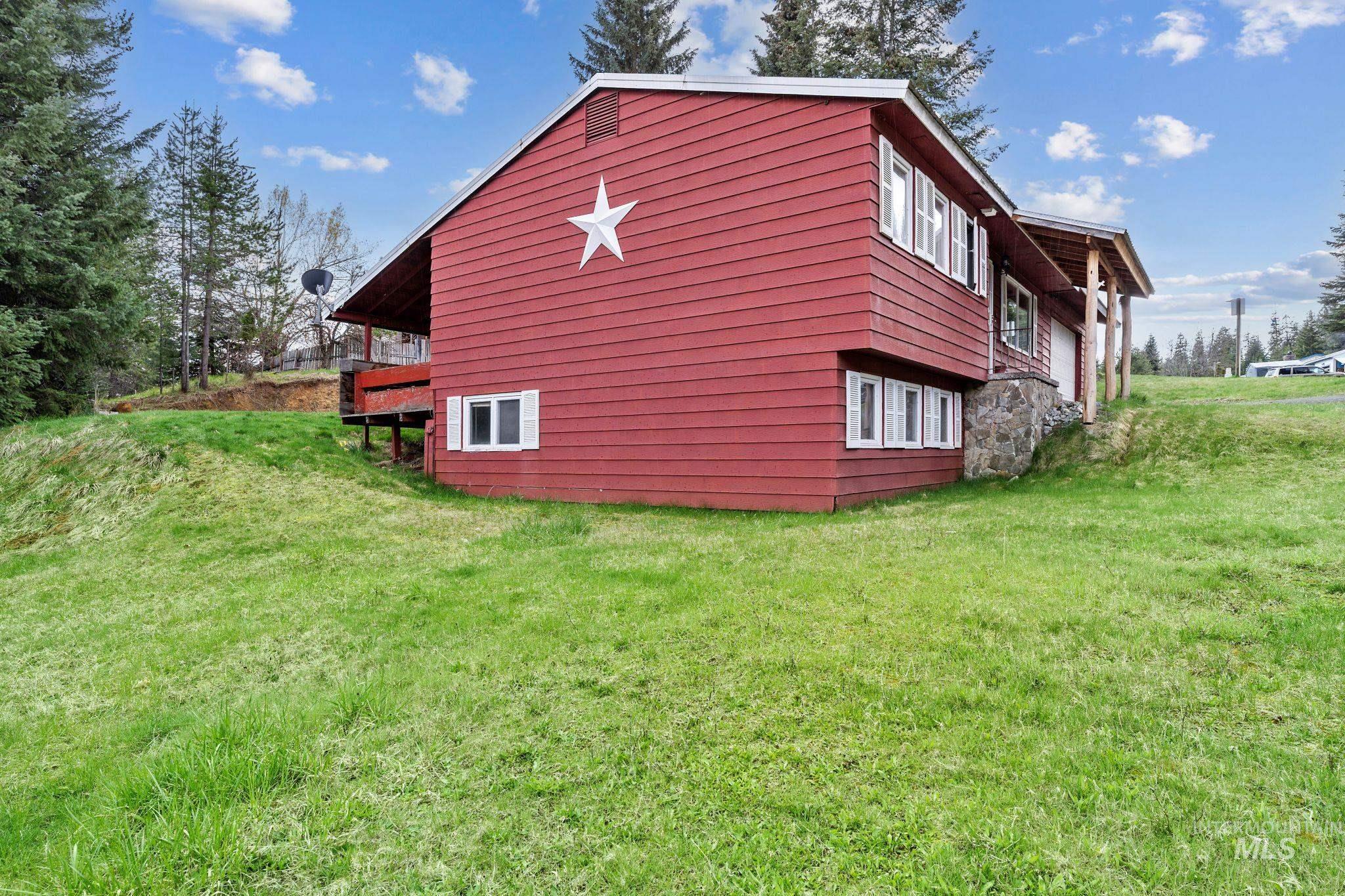 145 Timberline Dr. Property Photo 37