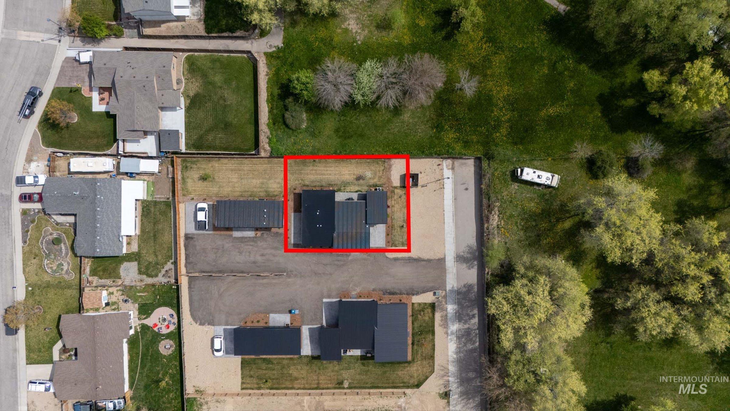 362 W London St Property Photo 4