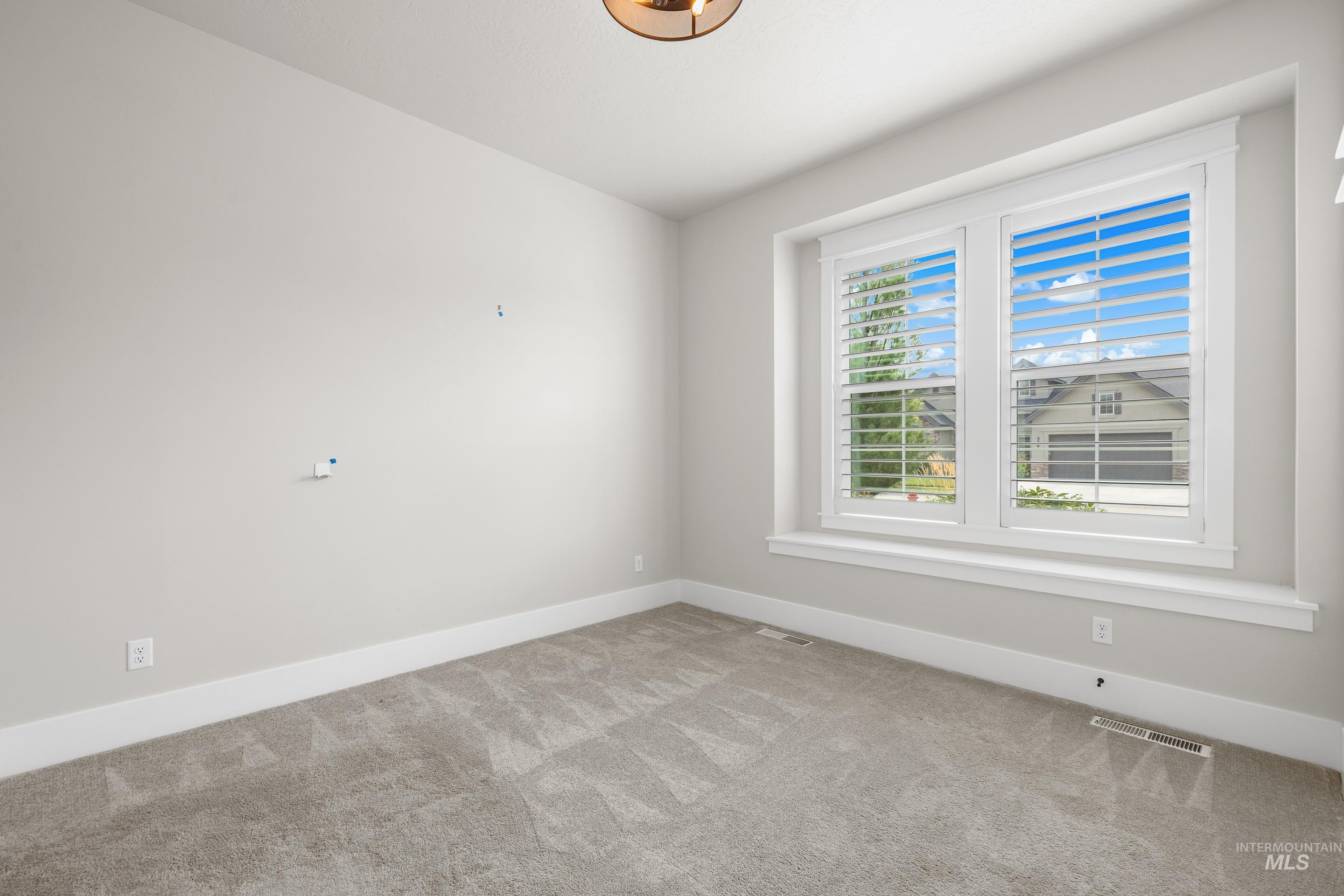 5292 W Piaffe St Property Photo 35