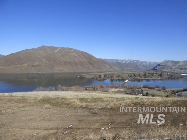578 Silcott Road Property Photo 41